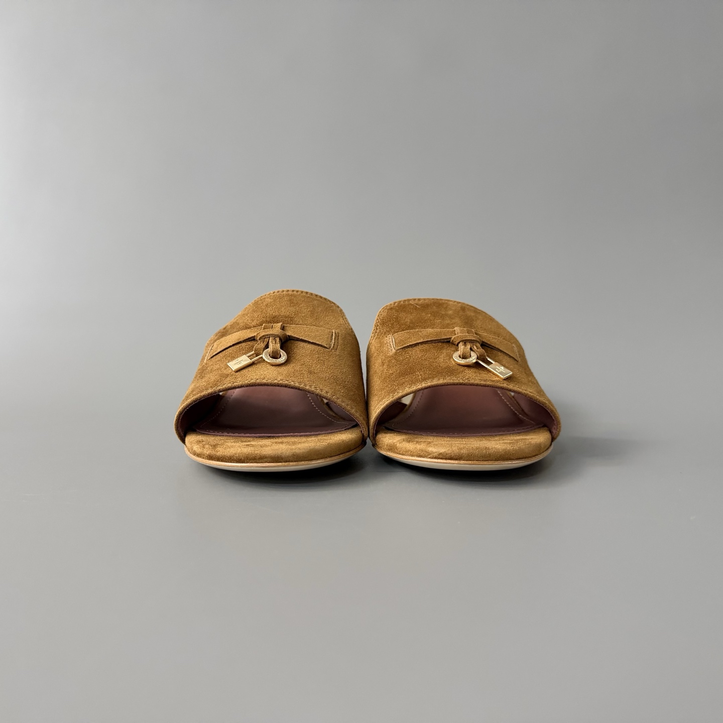 Women's LP Loro Piana SummerCharms 5.5cm Open-Toe Slip-On Slides with Pendant Detail