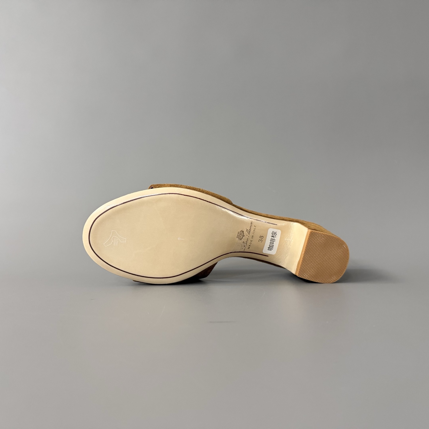 Women's LP Loro Piana SummerCharms 5.5cm Open-Toe Slip-On Slides with Pendant Detail