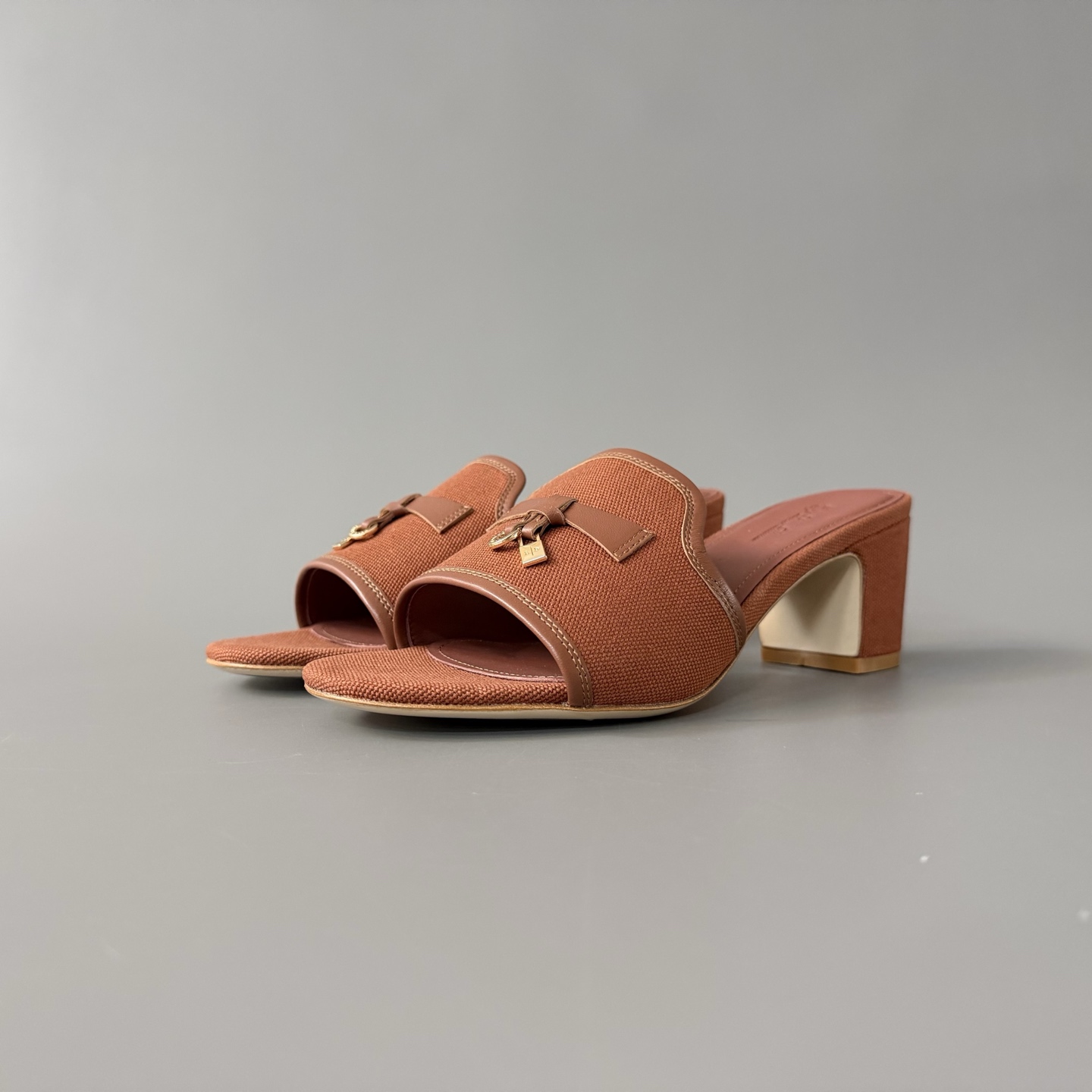 Women's LP Loro Piana SummerCharms 5.5cm Open-Toe Slip-On Slides with Pendant Detail