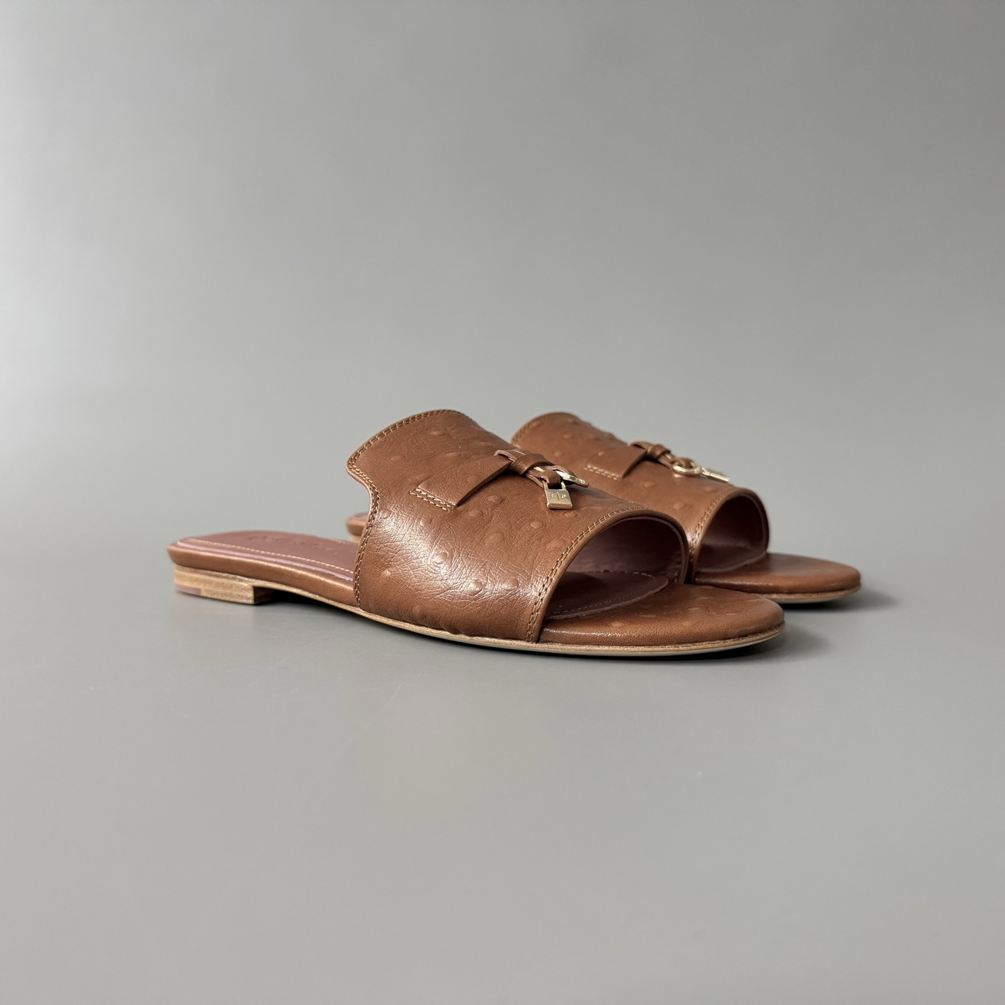 Women's LP Loro Piana Summer Charms Open-Toe Slip-On Slides with Pendant Detail