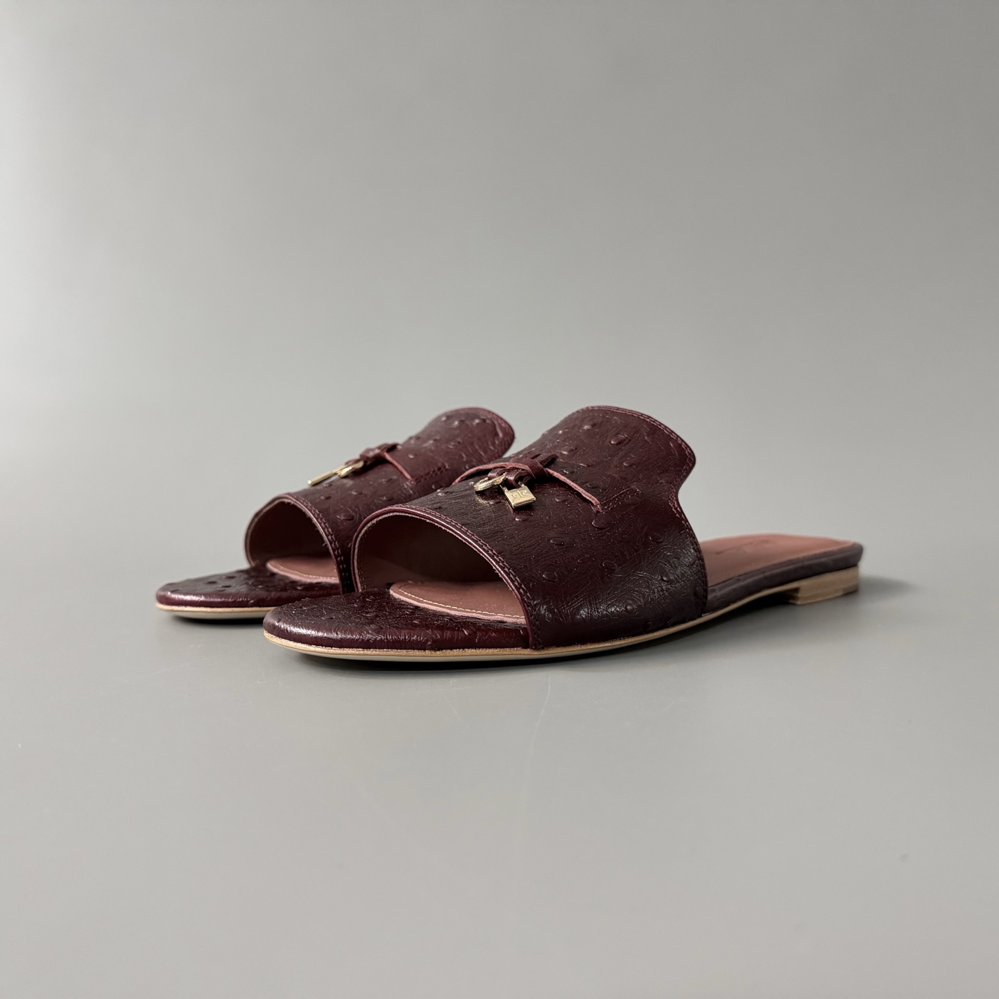 Women's LP Loro Piana Summer Charms Open-Toe Slip-On Slides with Pendant Detail