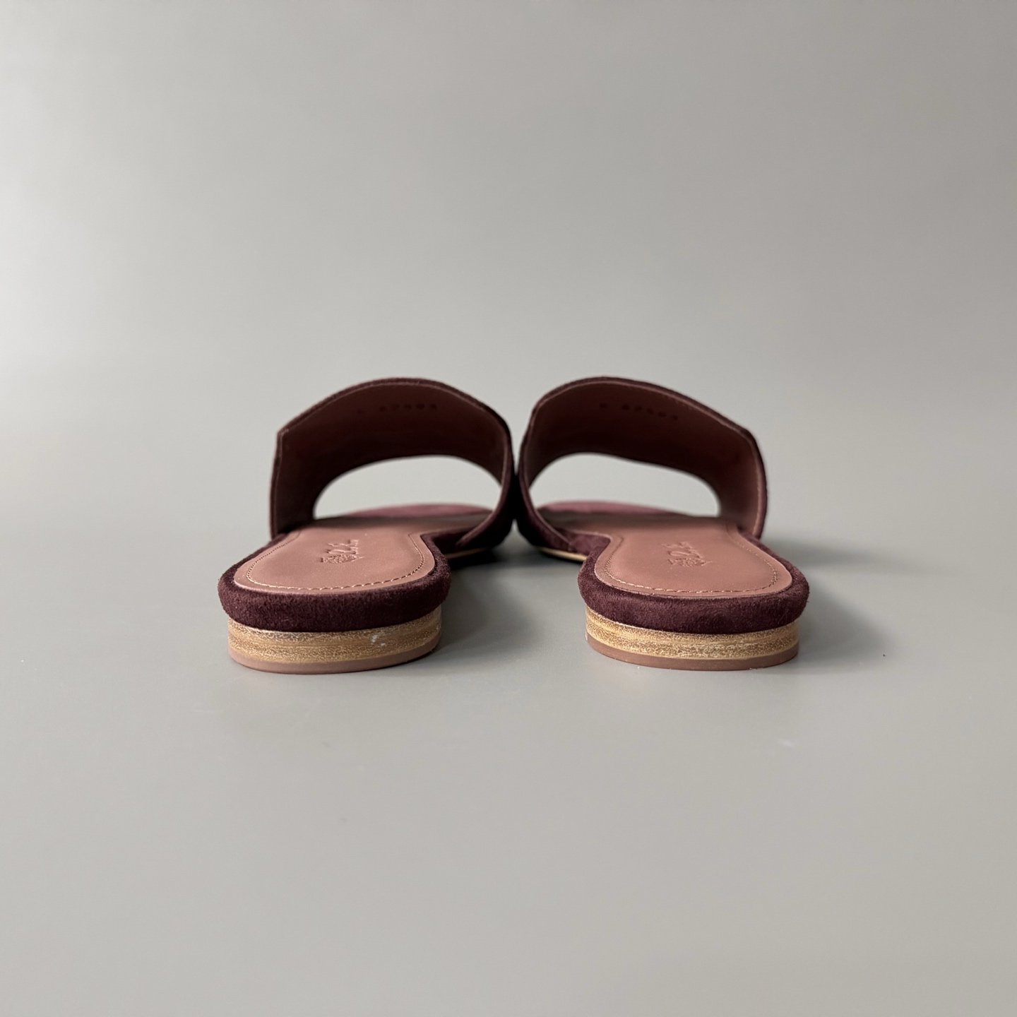 Women's LP Loro Piana Summer Charms Open-Toe Slip-On Slides with Pendant Detail