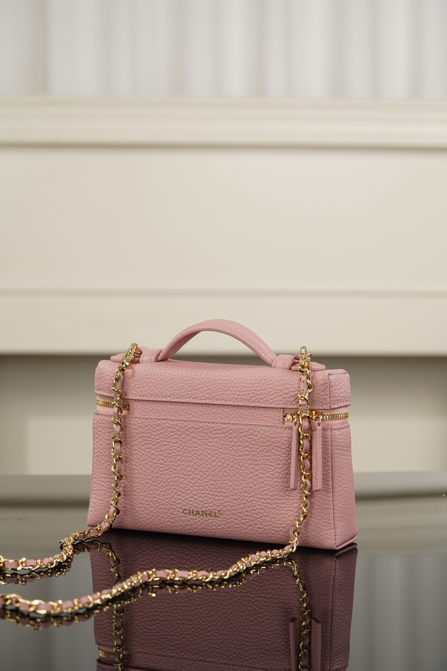 Chanel 26A Small Pink Calfskin Handbag/Vanity Case A20-AP5346-B24775-UA954