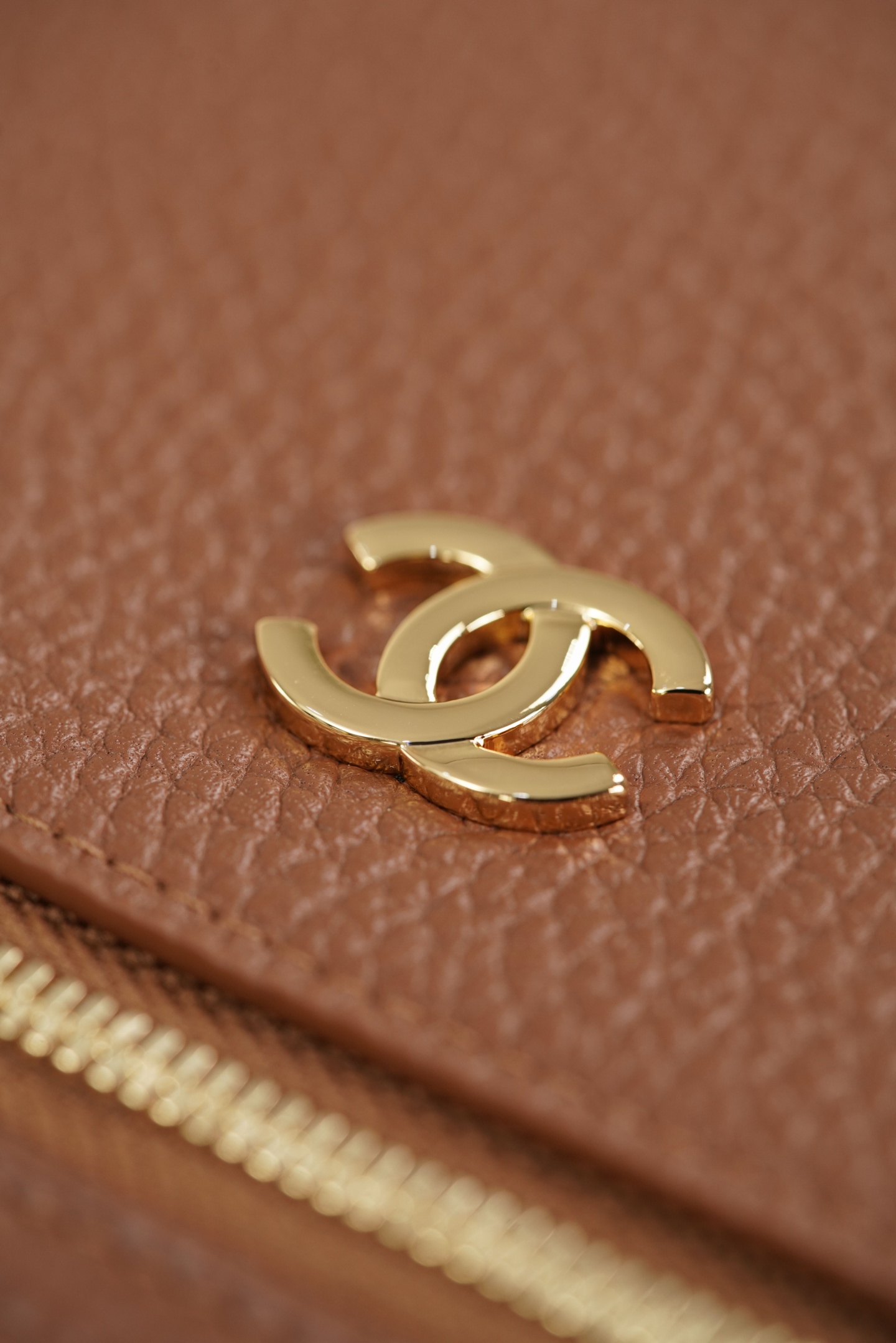 Chanel 26A Medium Brown Calfskin Handbag/Vanity Case A20