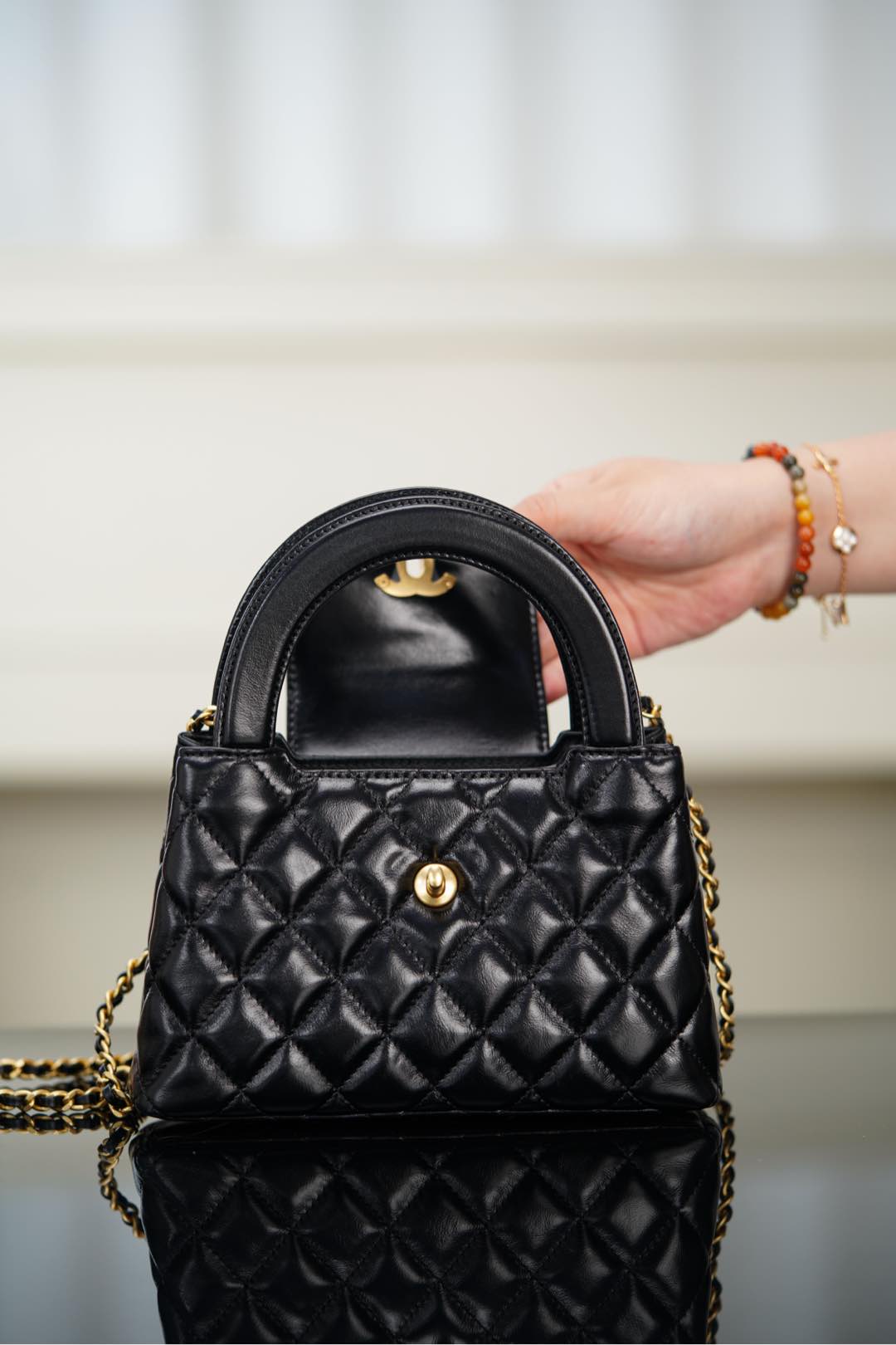 Chanel 23K Kelly mini – Black Lambskin Crossbody Bag – A20-AS4416-B14296-94305