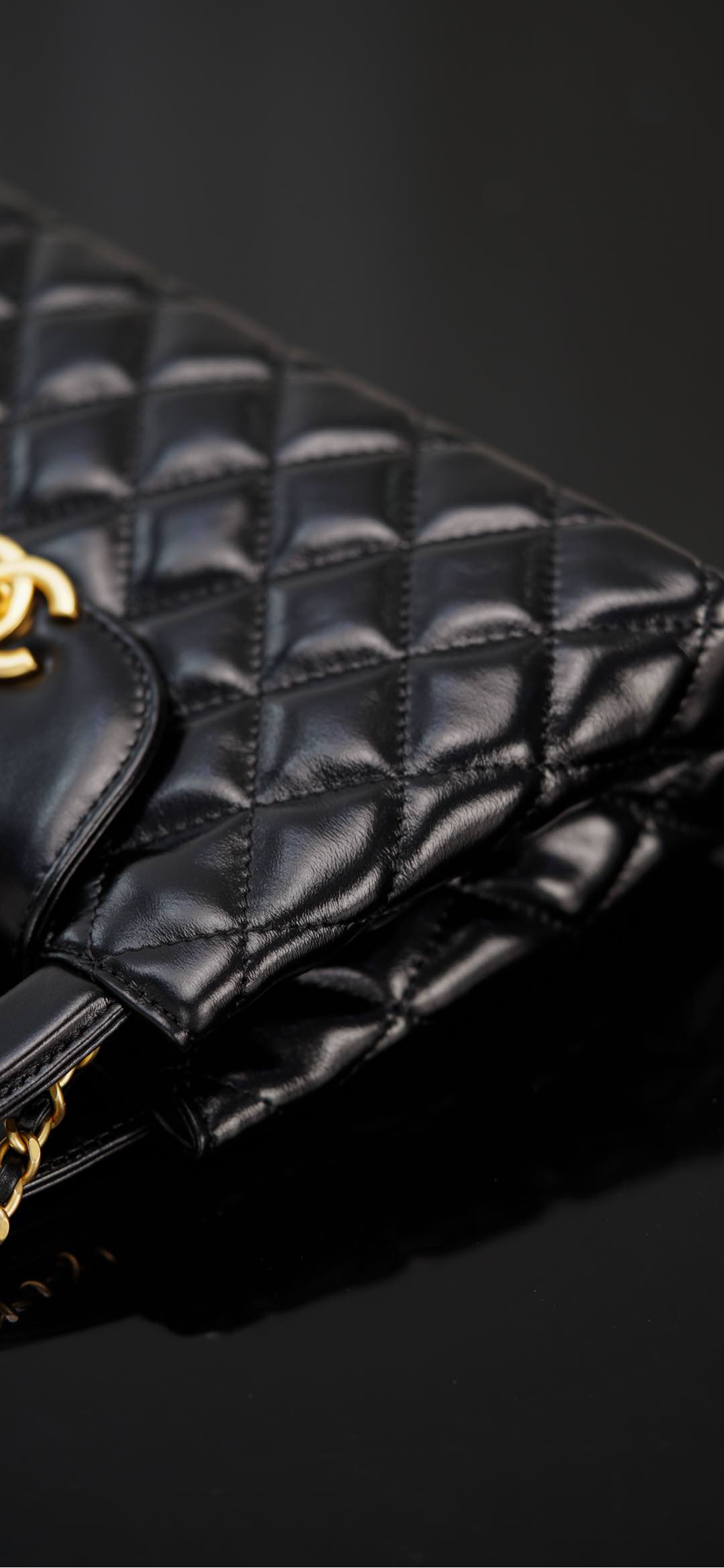 Chanel 23K Kelly mini – Black Lambskin Crossbody Bag – A20-AS4416-B14296-94305