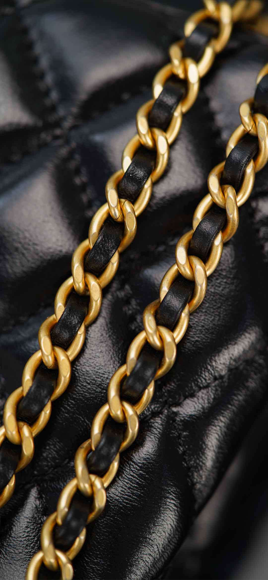 Chanel 23K Kelly mini – Black Lambskin Crossbody Bag – A20-AS4416-B14296-94305