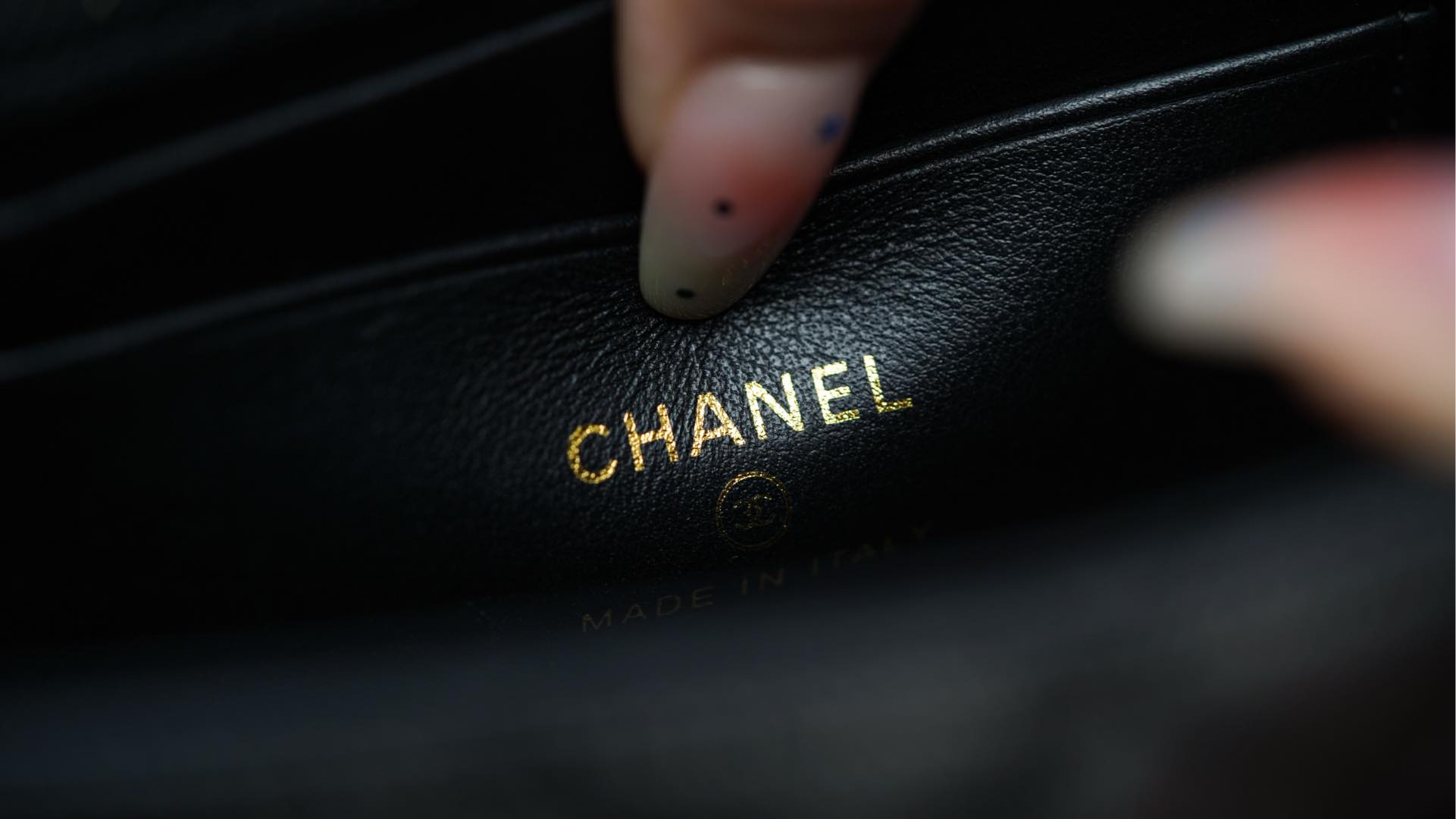 Chanel 25S Kelly – Black Lambskin Crossbody Bag – A20- 