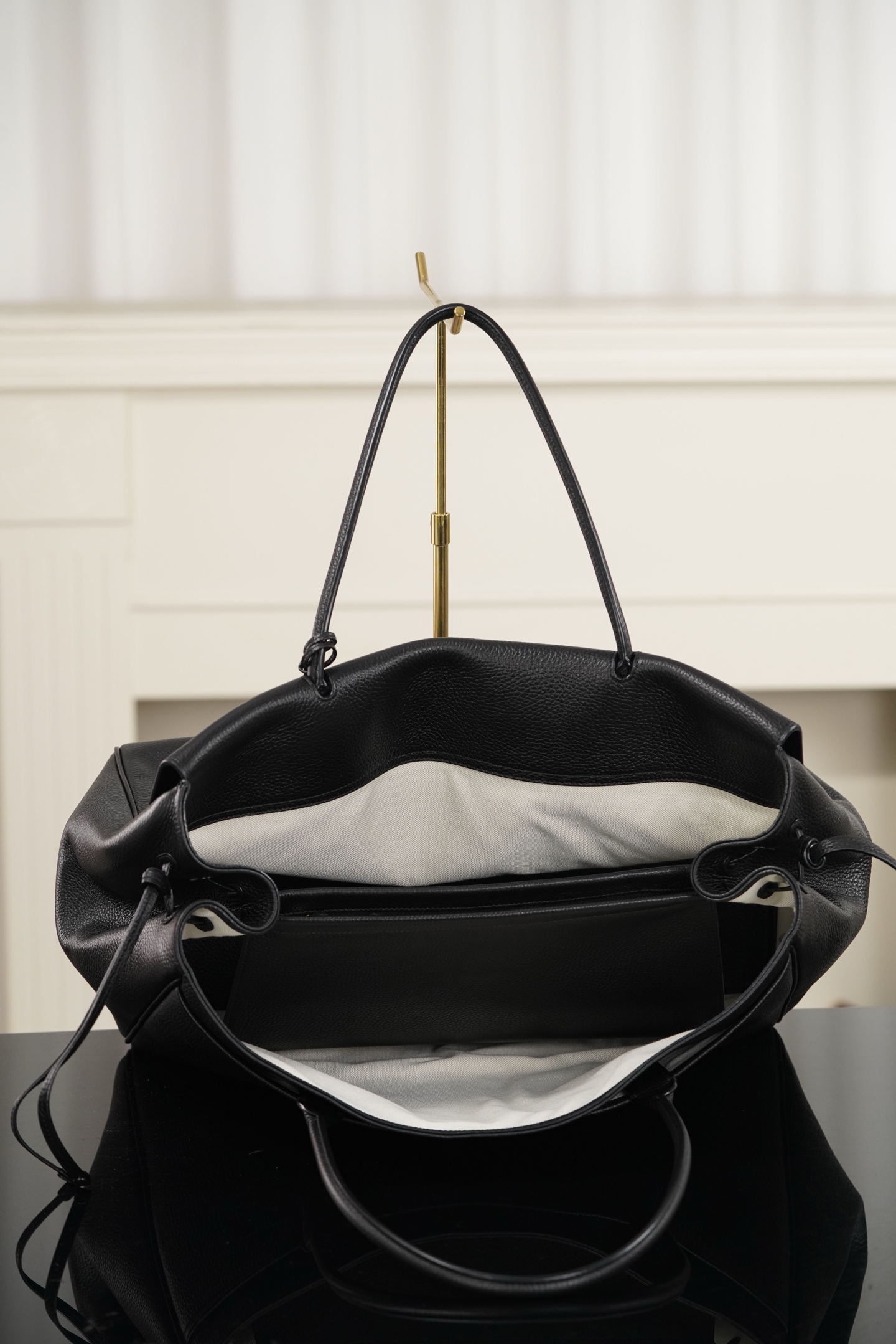 large CHANEL 托特 手提 26s shopping bags- (Black ) A5- AS6289-B24248-94305
