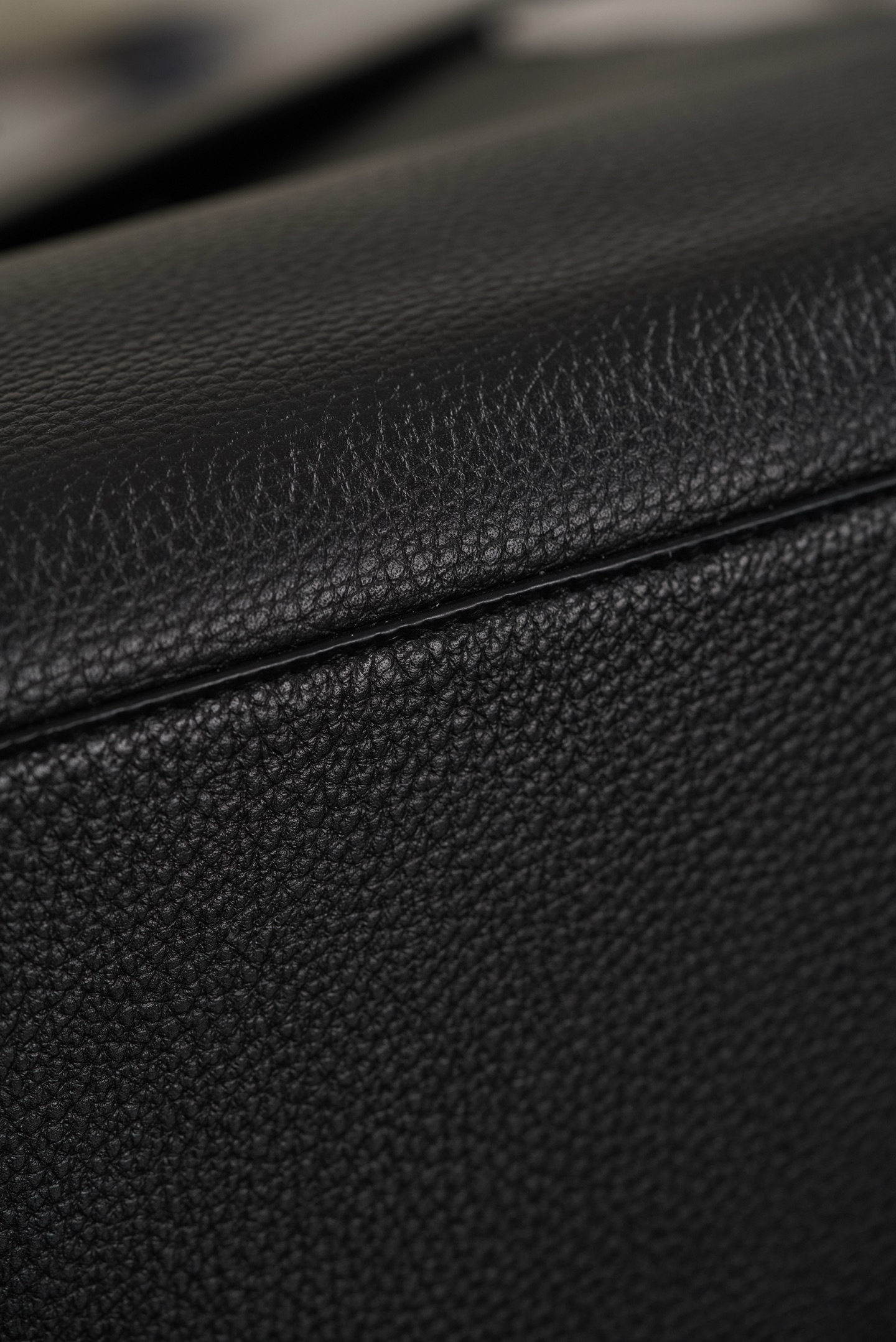 Chanel 26S Baguette large – Black Lambskin Crossbody Bag – A20-  