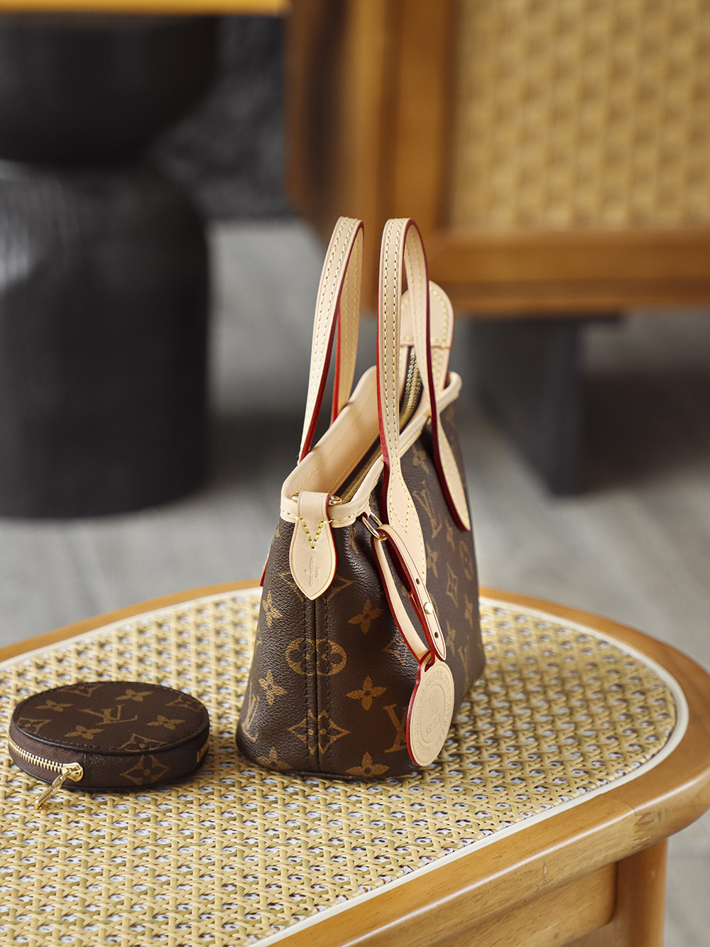  LOUIS VUITTON  Neverfull 经典老花满印拉链 可拆卸肩带  水桶包 托特包 单肩包 斜挎包 手提包  男女同款  棕色 M46705