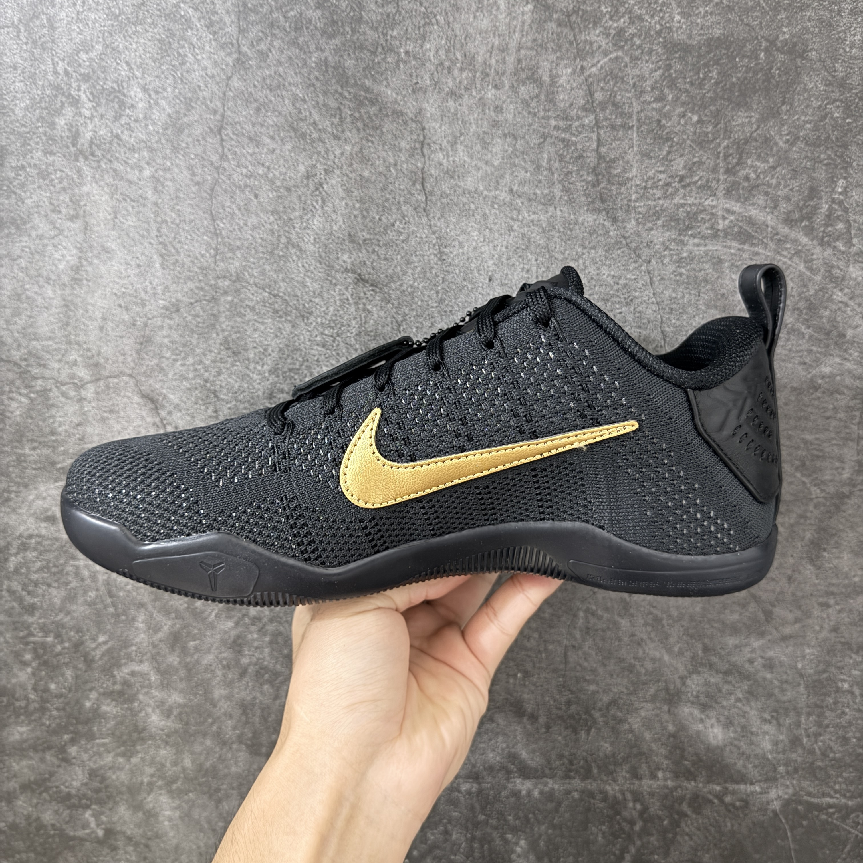 S2  KOBE 11  Protro  科比11  抓地篮球鞋 球鞋 男款 黑金 IM4260-001