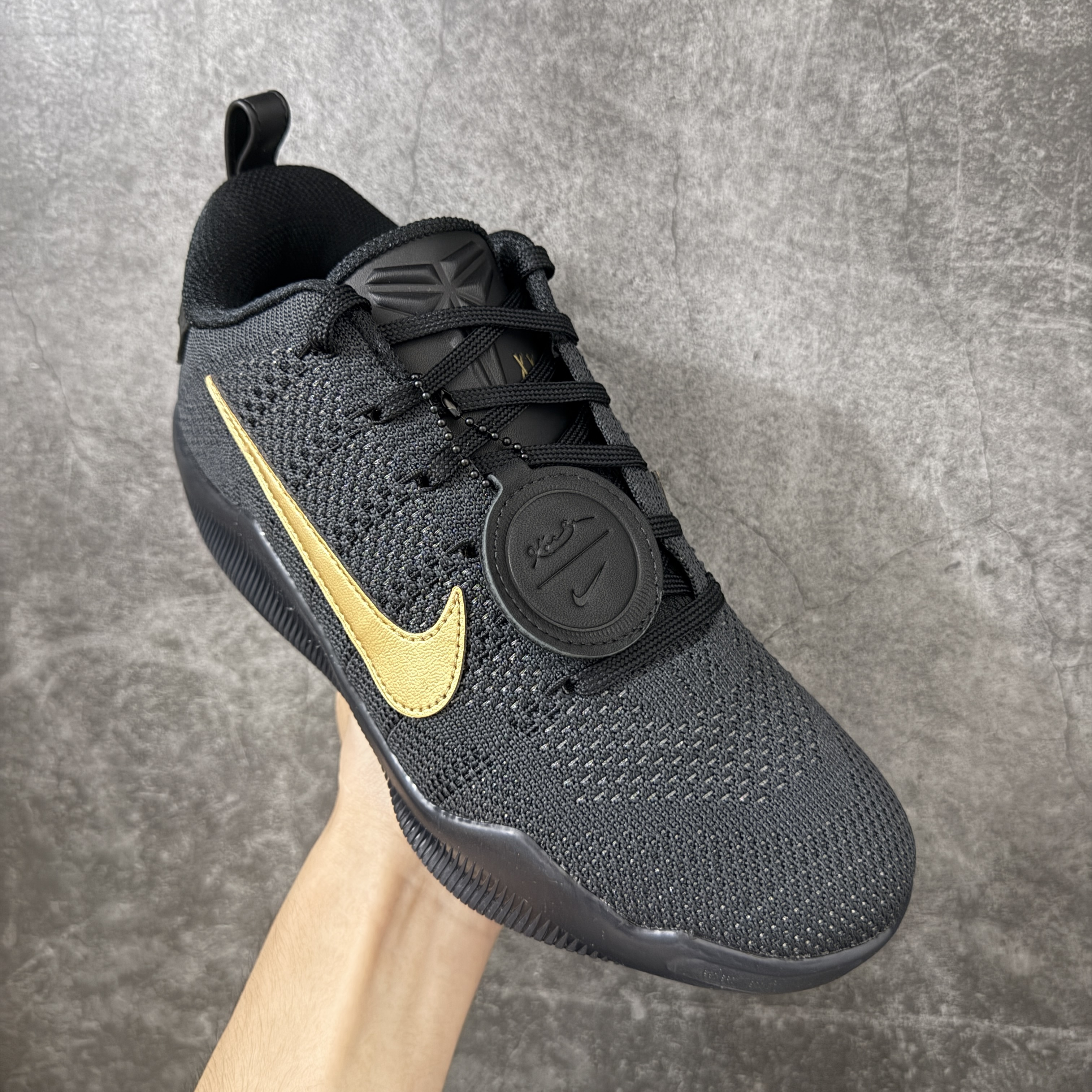 S2  KOBE 11  Protro  科比11  抓地篮球鞋 球鞋 男款 黑金 IM4260-001