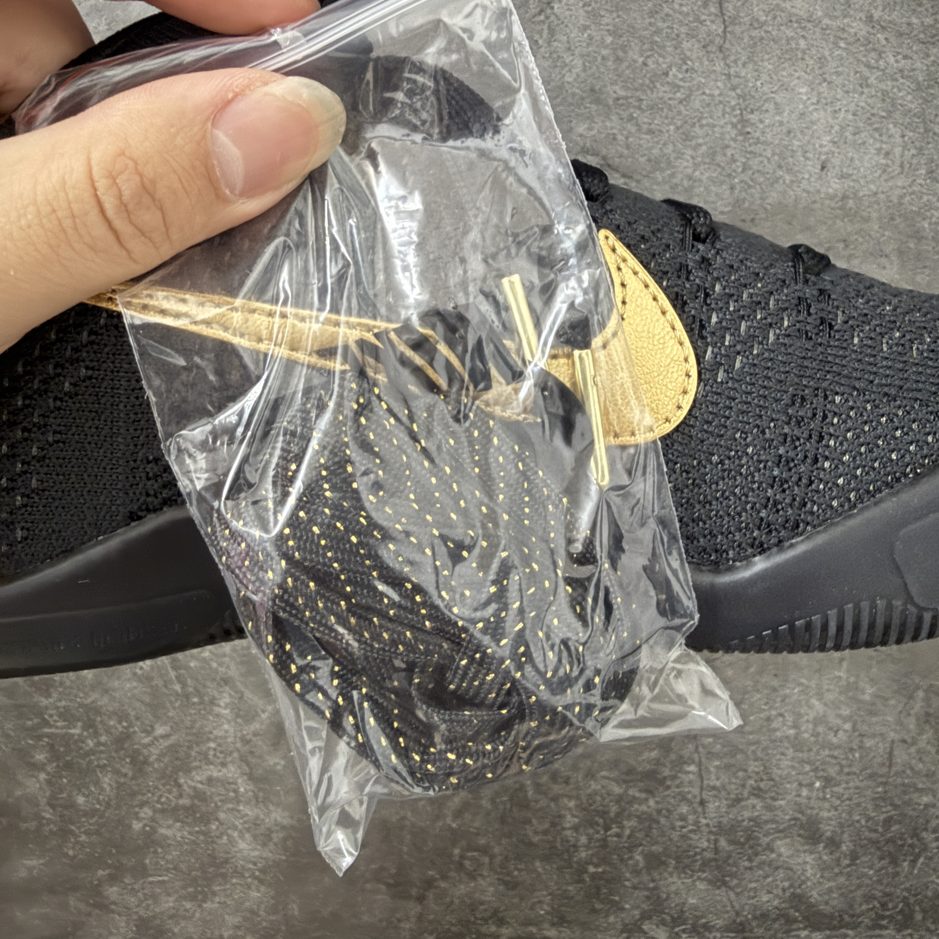S2  KOBE 11  Protro  科比11  抓地篮球鞋 球鞋 男款 黑金 IM4260-001