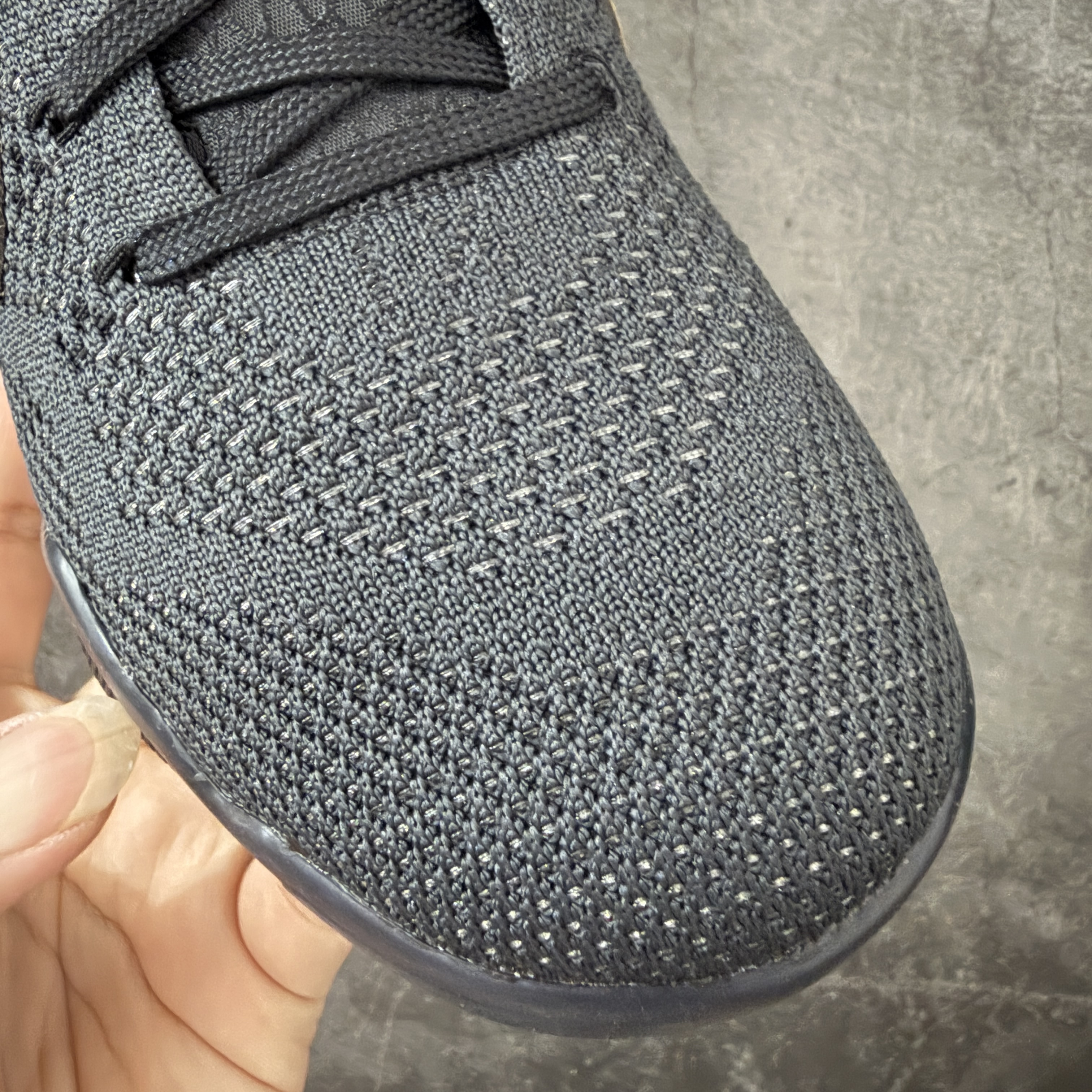 S2  KOBE 11  Protro  科比11  抓地篮球鞋 球鞋 男款 黑金 IM4260-001