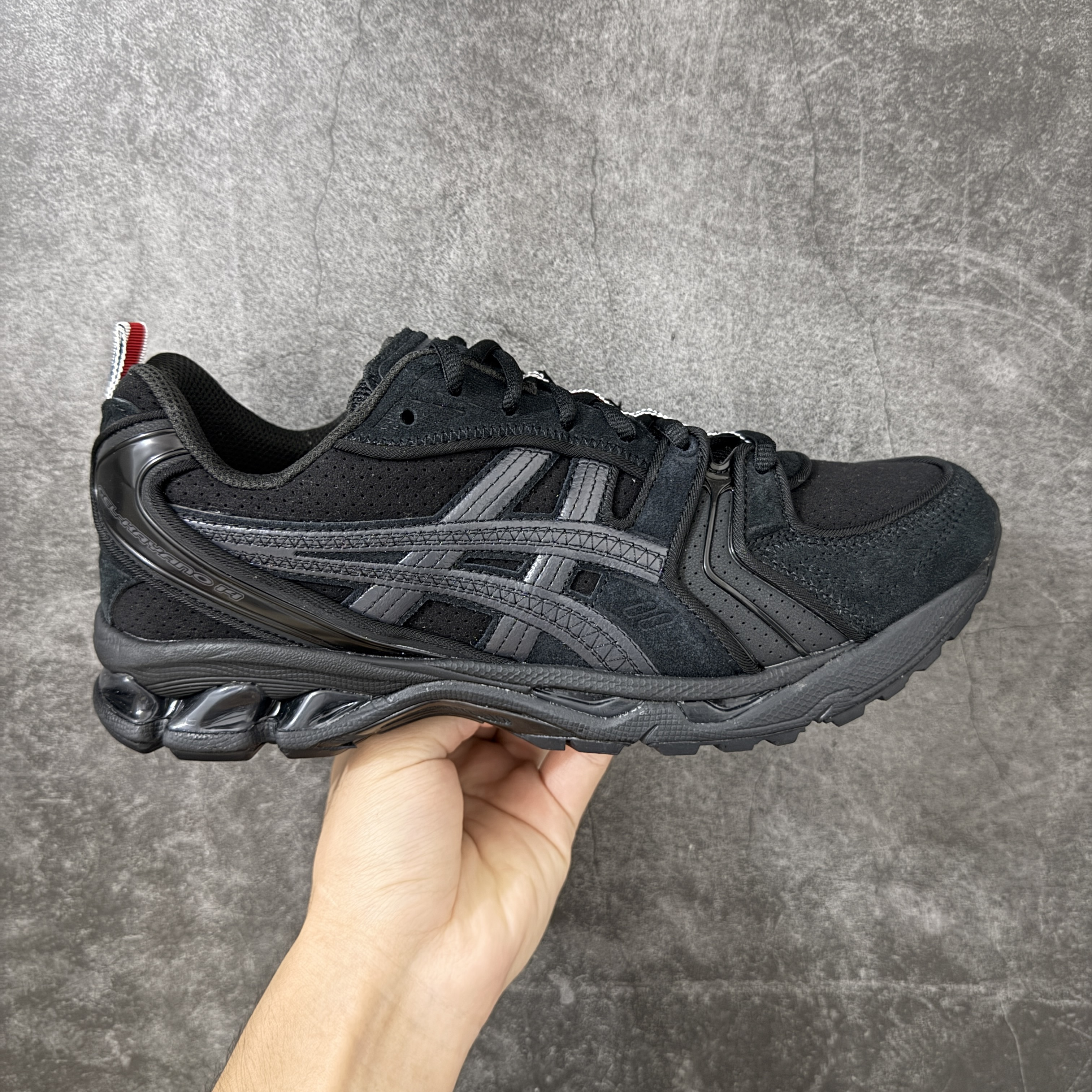 新版 Thom Browne x Asics K14 TB亚瑟士  低筒 减震 户外 运动鞋 跑步鞋  休闲鞋 板鞋 男女同款 黑色 UFC001B-L0195-001