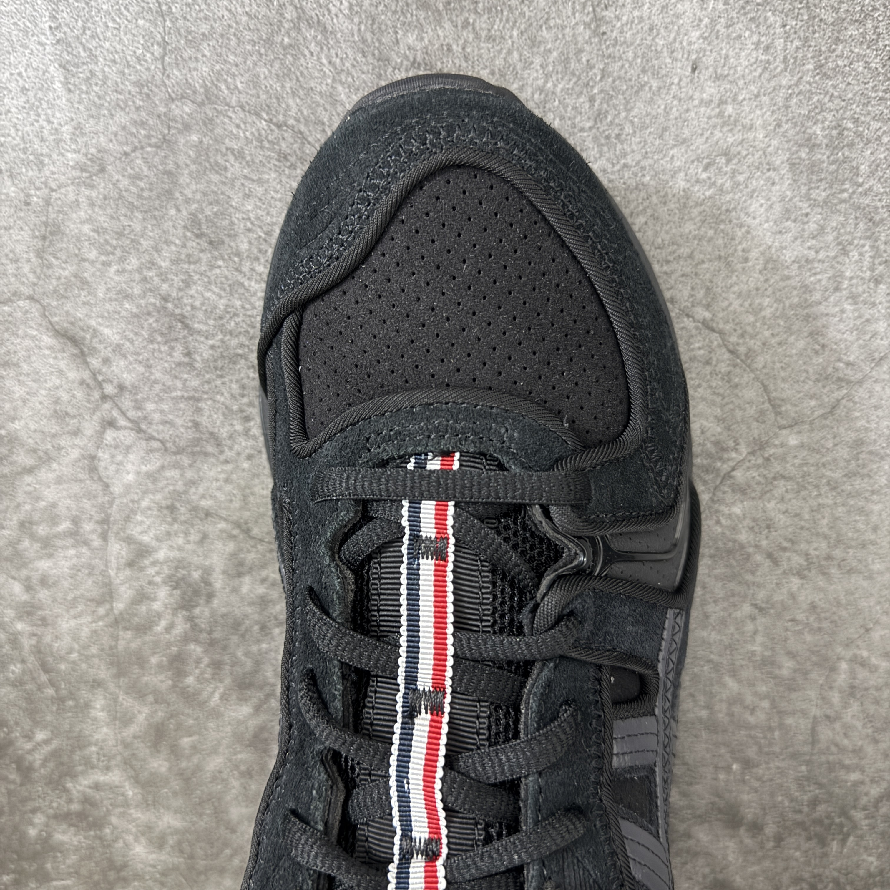 新版 Thom Browne x Asics K14 TB亚瑟士  低筒 减震 户外 运动鞋 跑步鞋  休闲鞋 板鞋 男女同款 黑色 UFC001B-L0195-001
