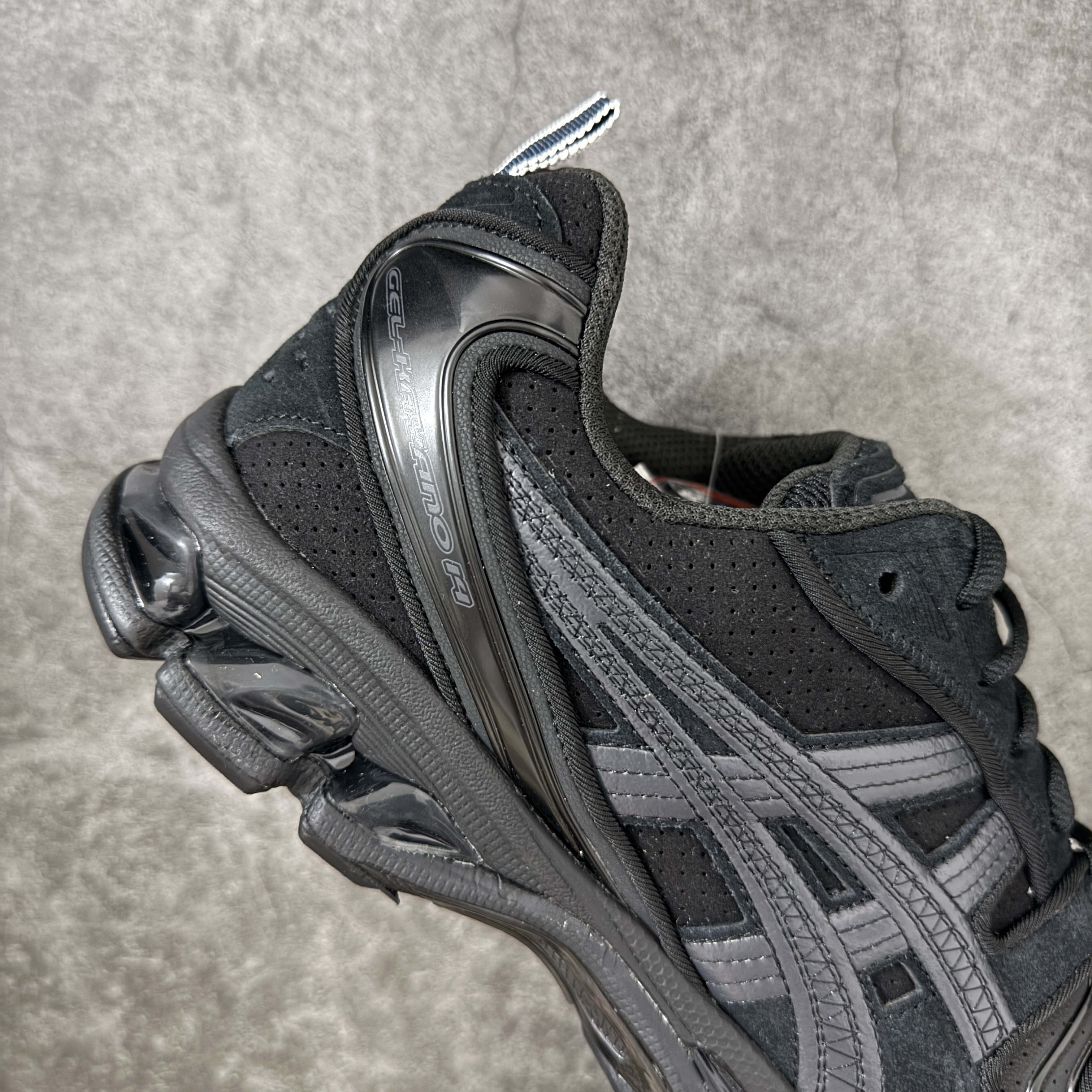 新版 Thom Browne x Asics K14 TB亚瑟士  低筒 减震 户外 运动鞋 跑步鞋  休闲鞋 板鞋 男女同款 黑色 UFC001B-L0195-001