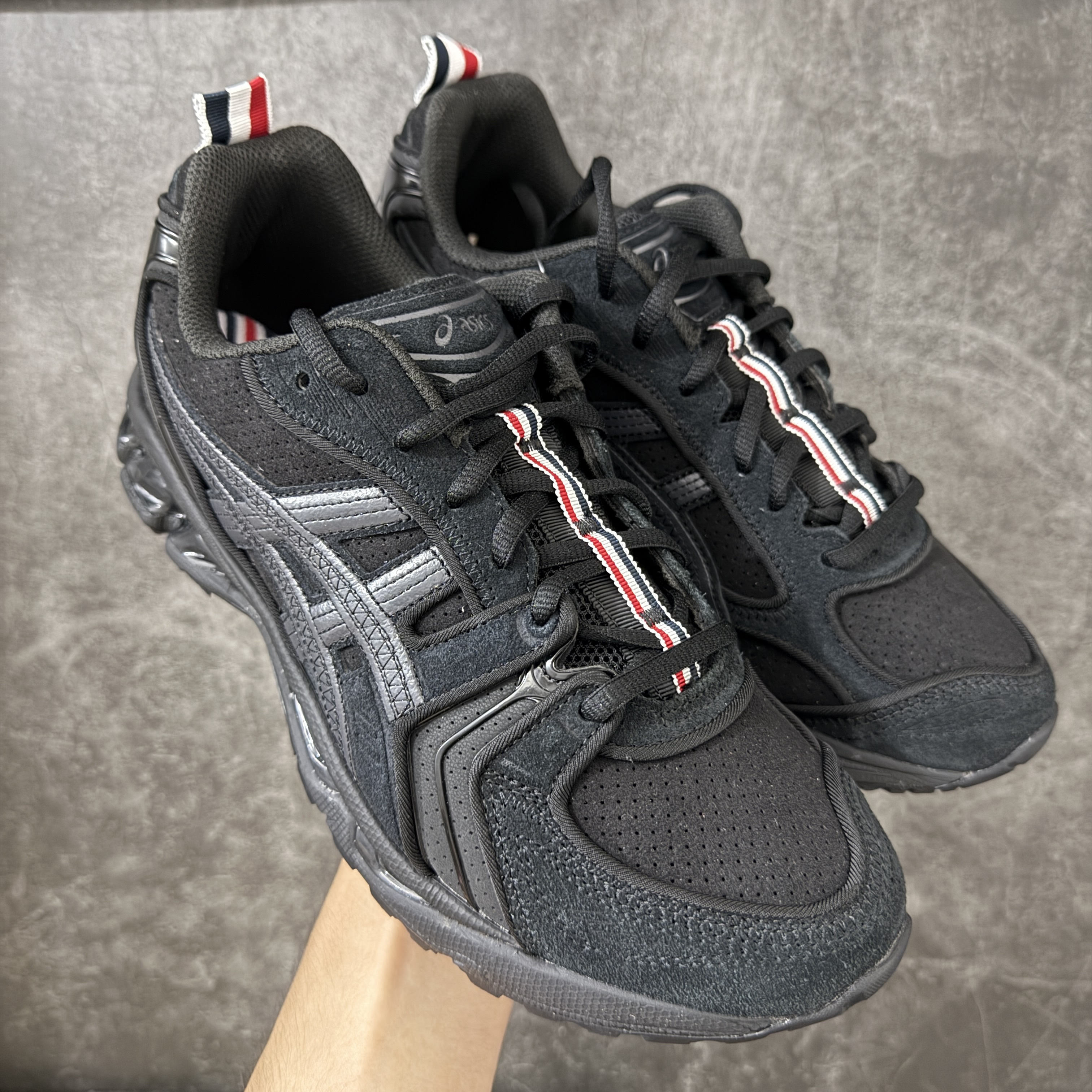 新版 Thom Browne x Asics K14 TB亚瑟士  低筒 减震 户外 运动鞋 跑步鞋  休闲鞋 板鞋 男女同款 黑色 UFC001B-L0195-001