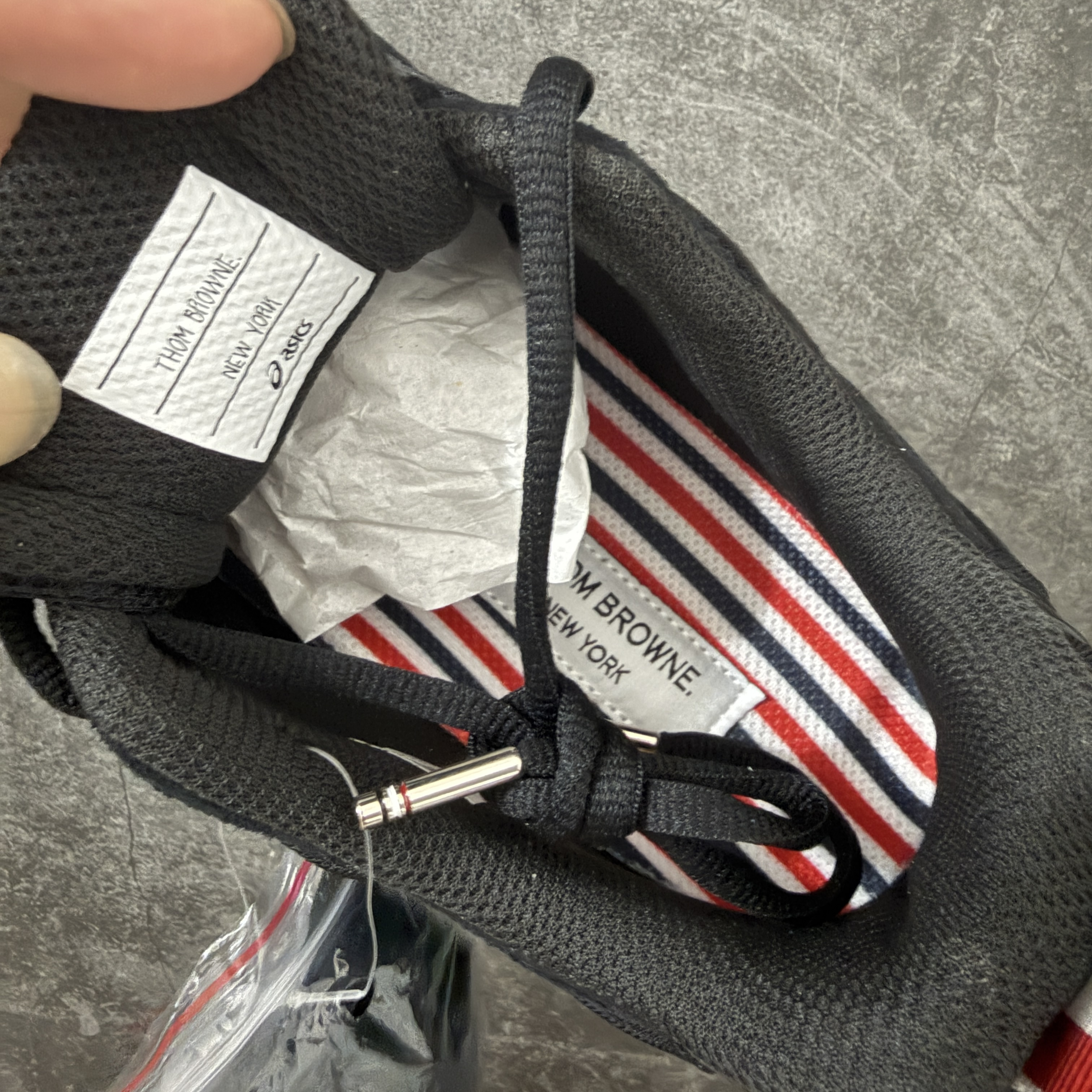 新版 Thom Browne x Asics K14 TB亚瑟士  低筒 减震 户外 运动鞋 跑步鞋  休闲鞋 板鞋 男女同款 黑色 UFC001B-L0195-001