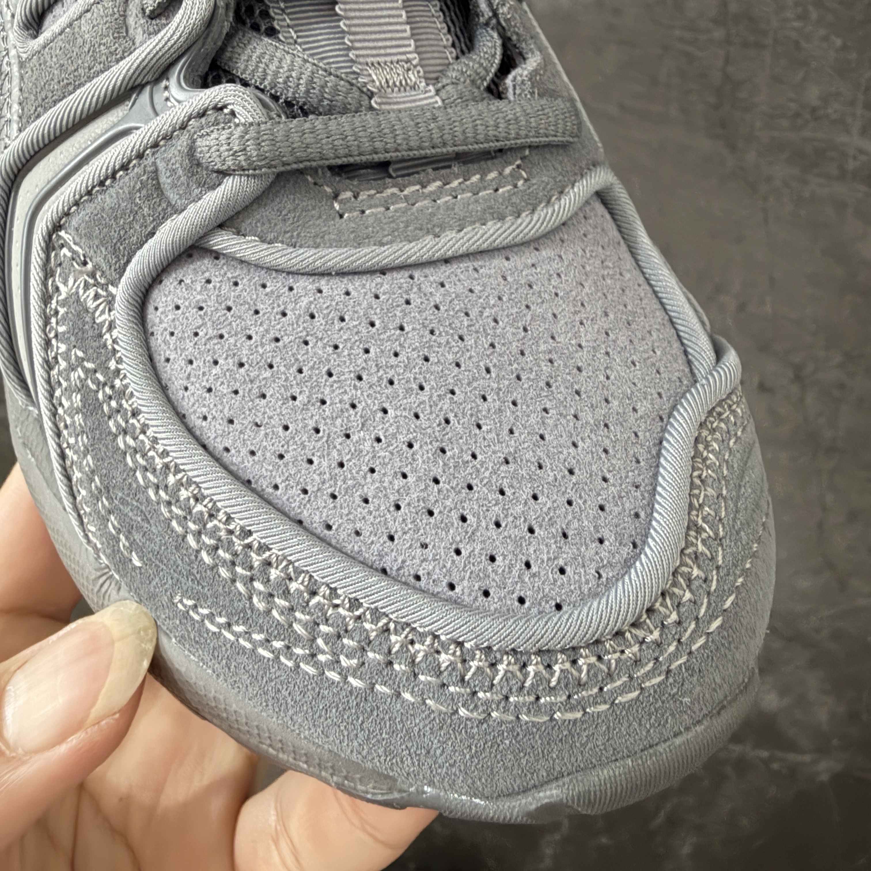 新版 Thom Browne x Asics K14 TB亚瑟士  低筒 减震 户外 运动鞋 跑步鞋  休闲鞋 板鞋 男女同款 灰色 UFC001B-L0195-035