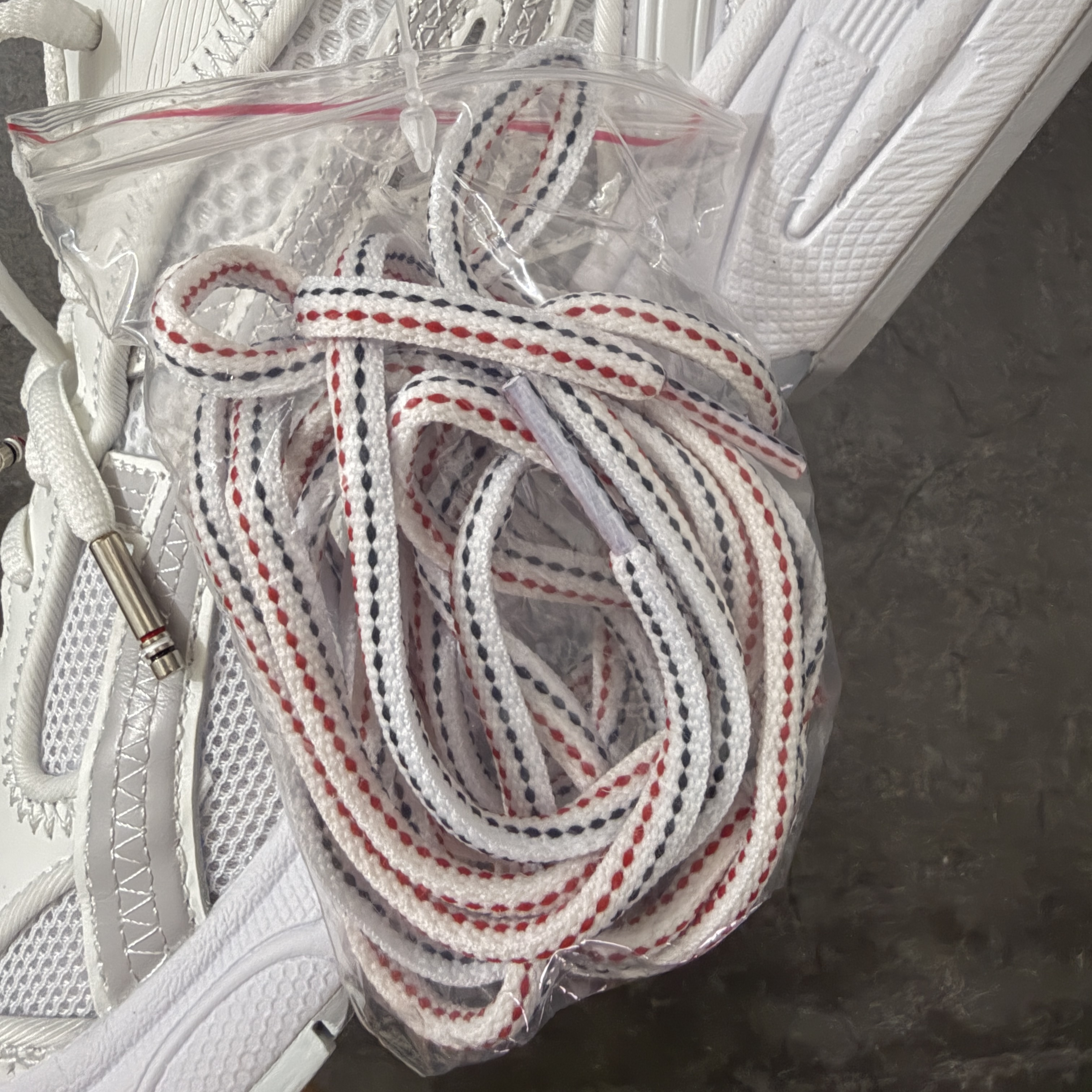 新版 Thom Browne x Asics K14 TB亚瑟士  低筒 减震 户外 运动鞋 跑步鞋  休闲鞋 板鞋 男女同款 灰色 UFC001B-L0195-100