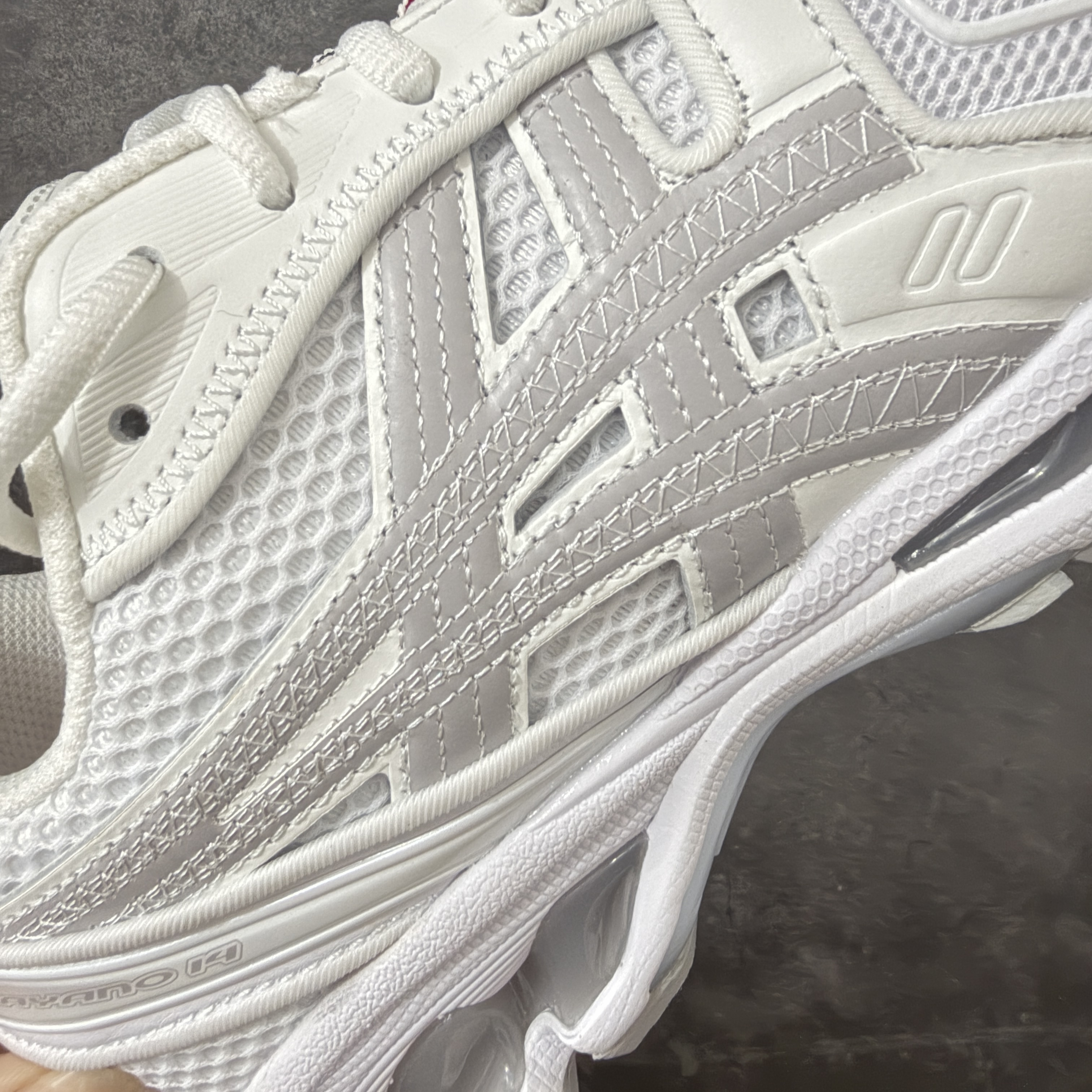 新版 Thom Browne x Asics K14 TB亚瑟士  低筒 减震 户外 运动鞋 跑步鞋  休闲鞋 板鞋 男女同款 灰色 UFC001B-L0195-100