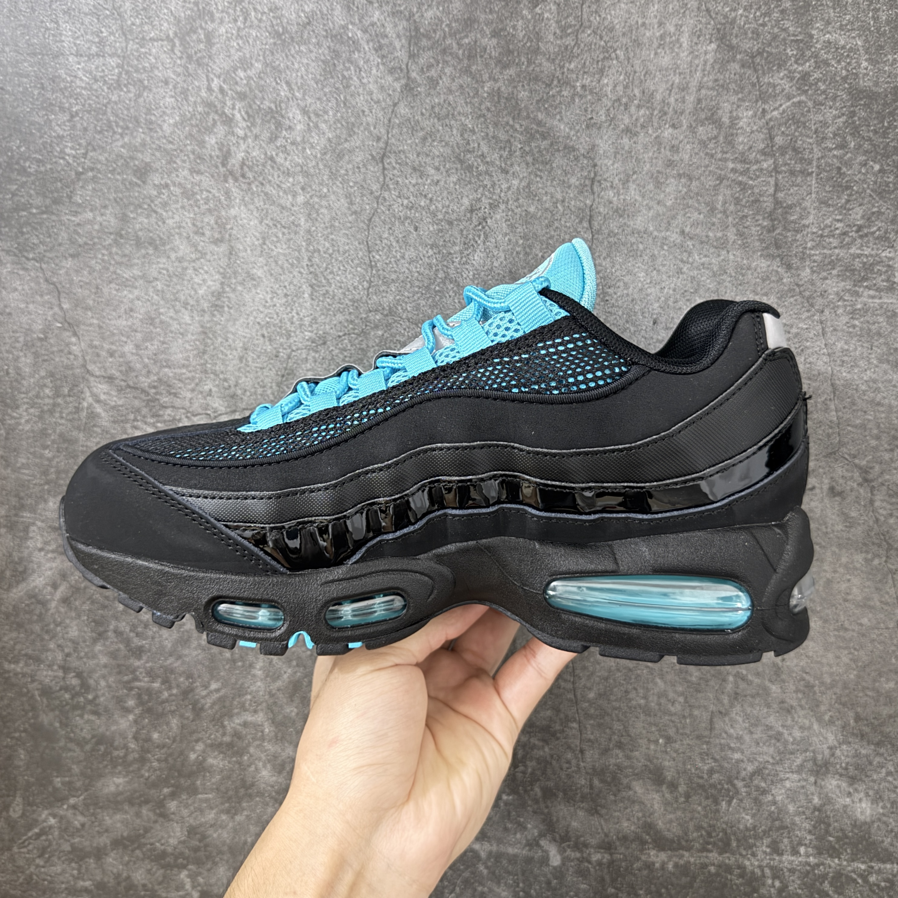 升级最终版Palace  Air Max 95  低筒 网布防滑 运动鞋 休闲鞋 球鞋 男鞋 波鞋   黑绿蝎子  货号：IM4691-001