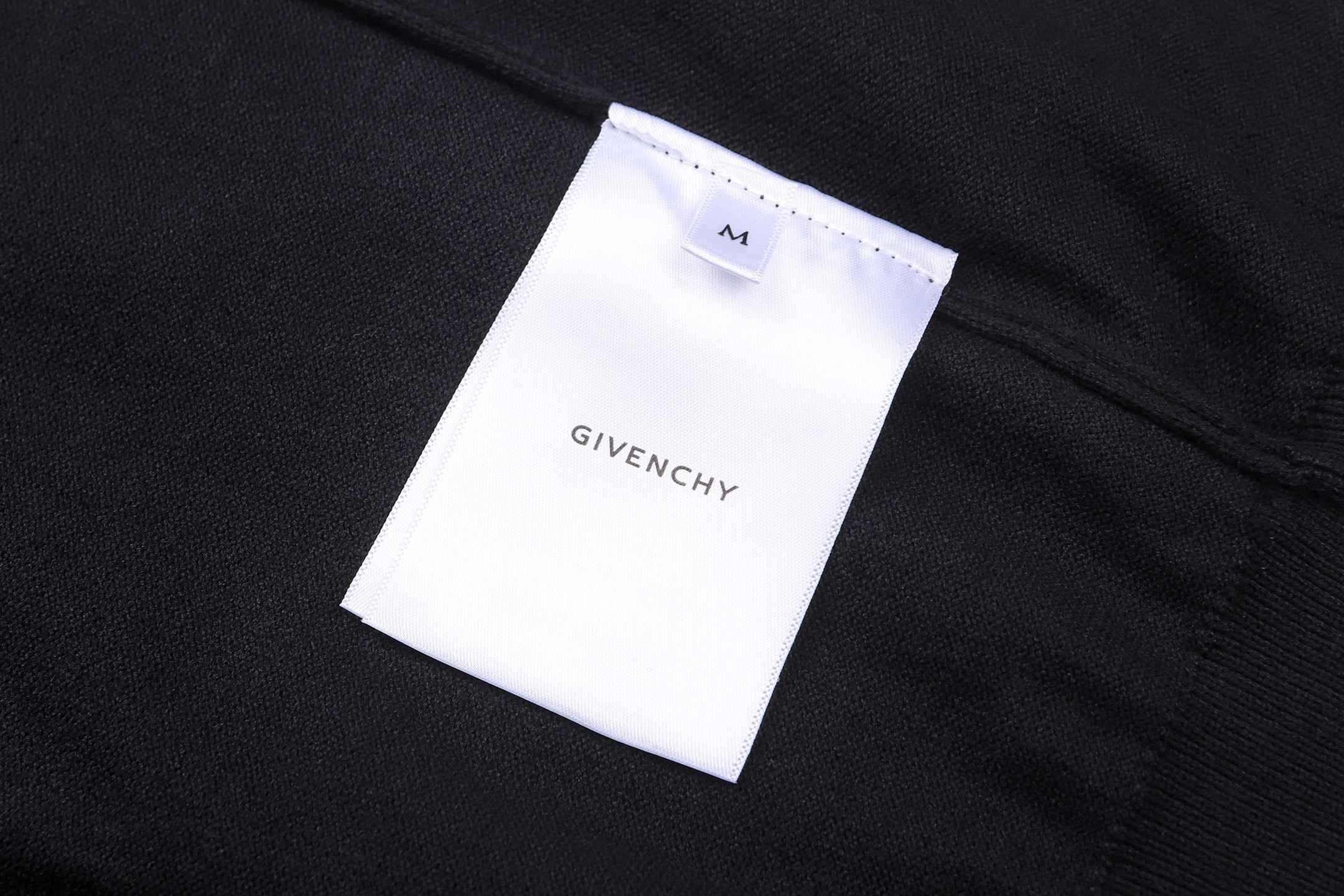 Givenchy 纪梵希 刺绣logo缝线针织短袖 针织衫 T恤 夏款 黑色 B0