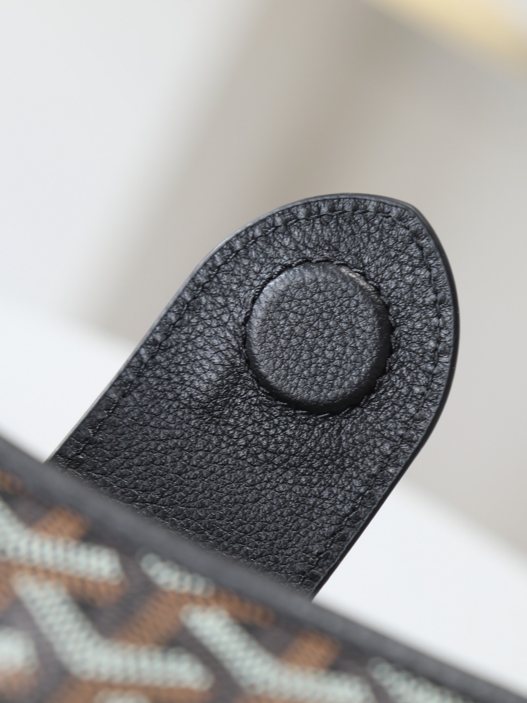 戈雅 斜跨 Goyard MUSETTE – Leather, Beechwood, and Canvas with Calfskin Trim F0-MUSETTPMLTY-01CG01P