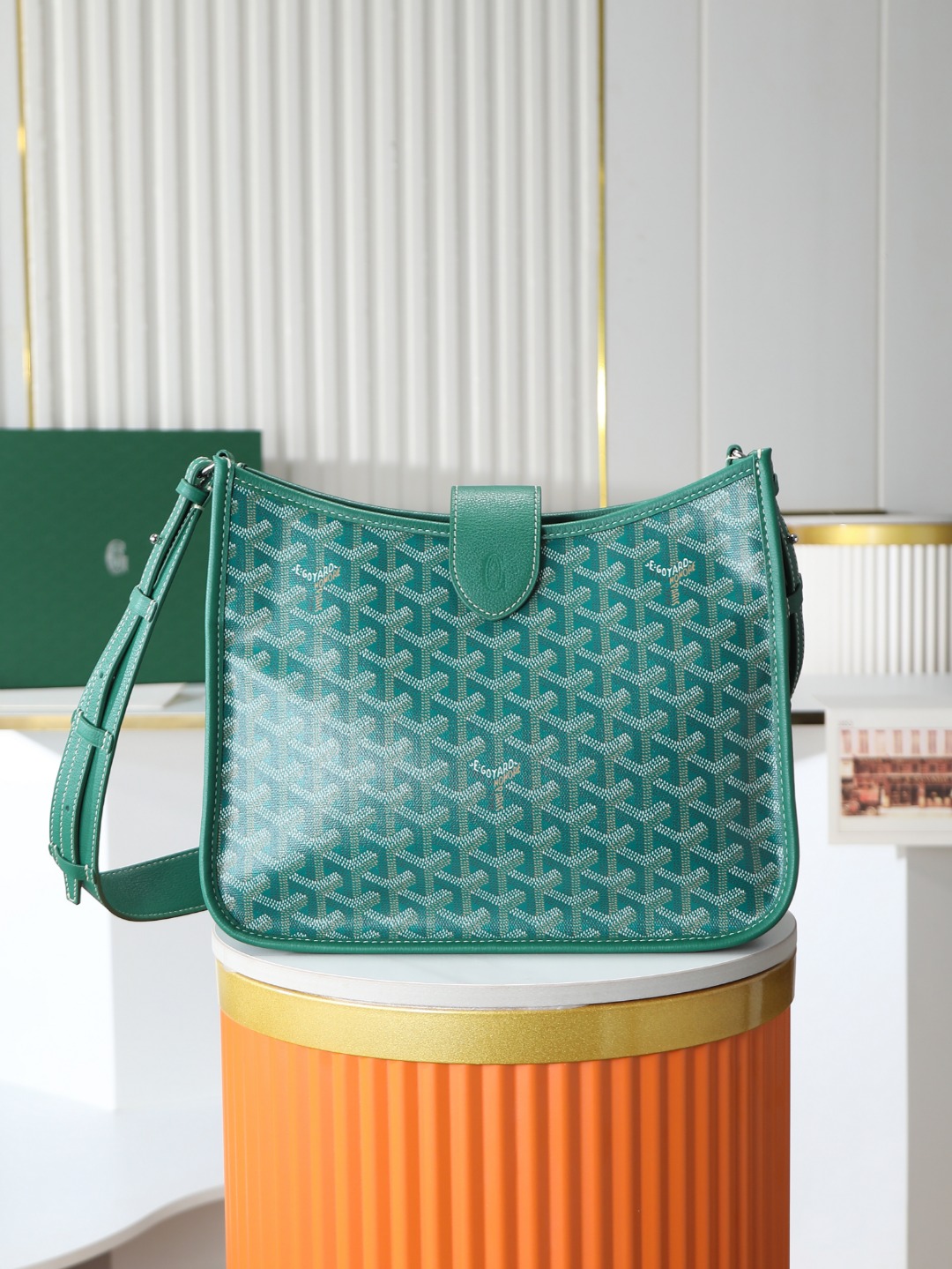 戈雅 斜跨 Goyard MUSETTE – Leather, Beechwood, and Canvas with Calfskin Trim F0-MUSETTPMLTY-01CG01P