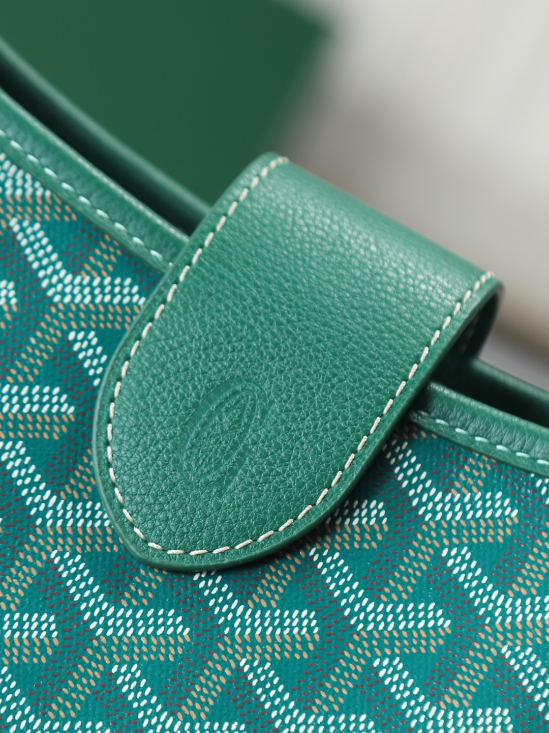 戈雅 斜跨 Goyard MUSETTE – Leather, Beechwood, and Canvas with Calfskin Trim F0-MUSETTPMLTY-01CG01P