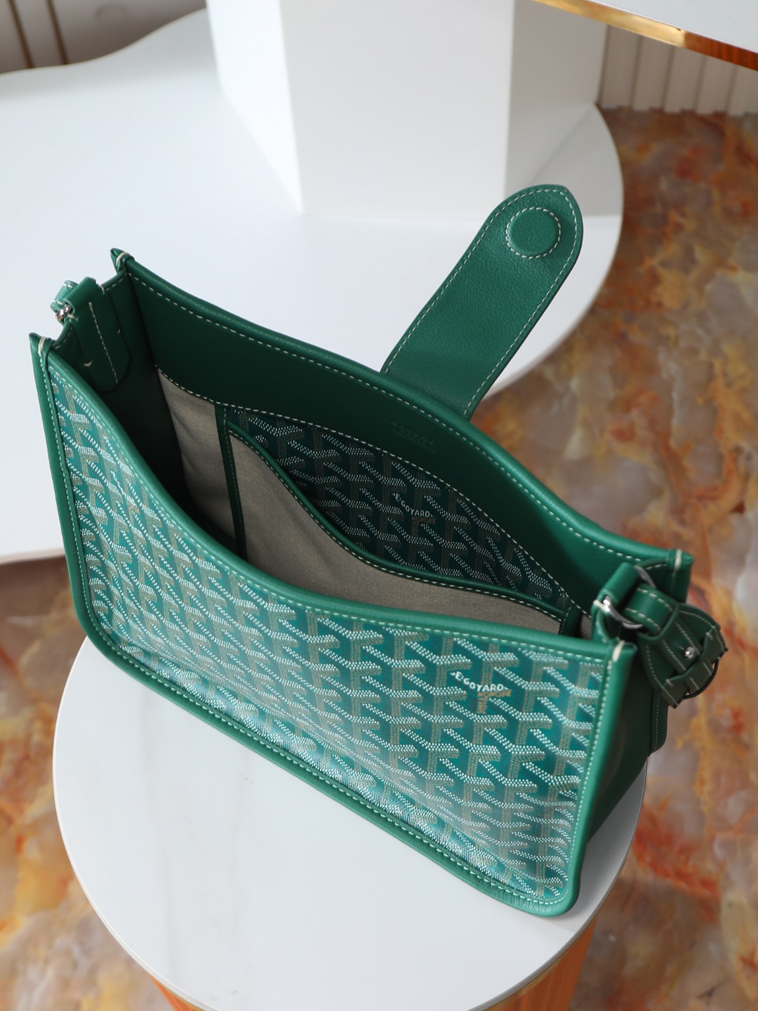戈雅 斜跨 Goyard MUSETTE – Leather, Beechwood, and Canvas with Calfskin Trim F0-MUSETTPMLTY-01CG01P