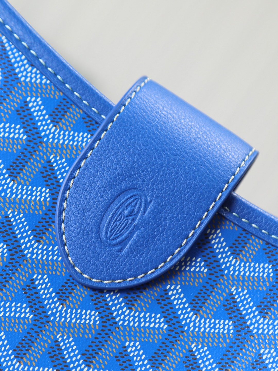 戈雅 斜跨 Goyard MUSETTE – Leather, Beechwood, and Canvas with Calfskin Trim F0-MUSETTPMLTY-01CG01P