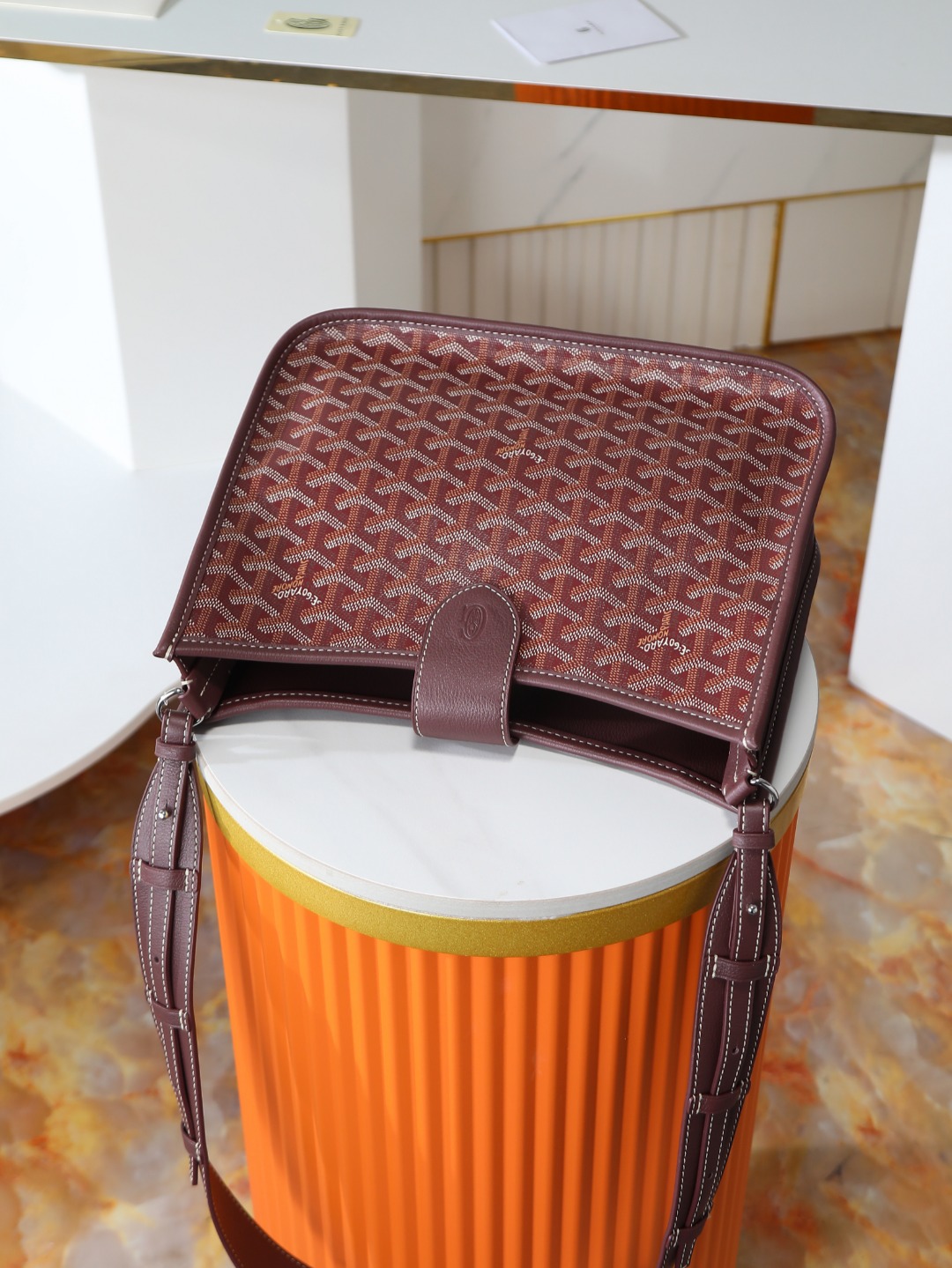 戈雅 斜跨 Goyard MUSETTE – Leather, Beechwood, and Canvas with Calfskin Trim F0-MUSETTPMLTY-01CG01P