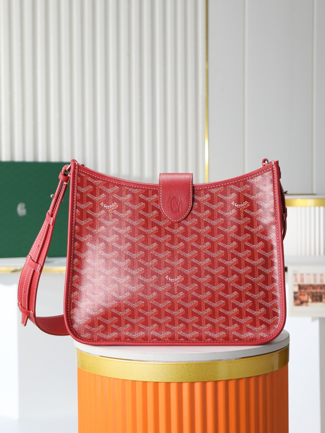 戈雅 斜跨 Goyard MUSETTE – Leather, Beechwood, and Canvas with Calfskin Trim F0-MUSETTPMLTY-01CG01P