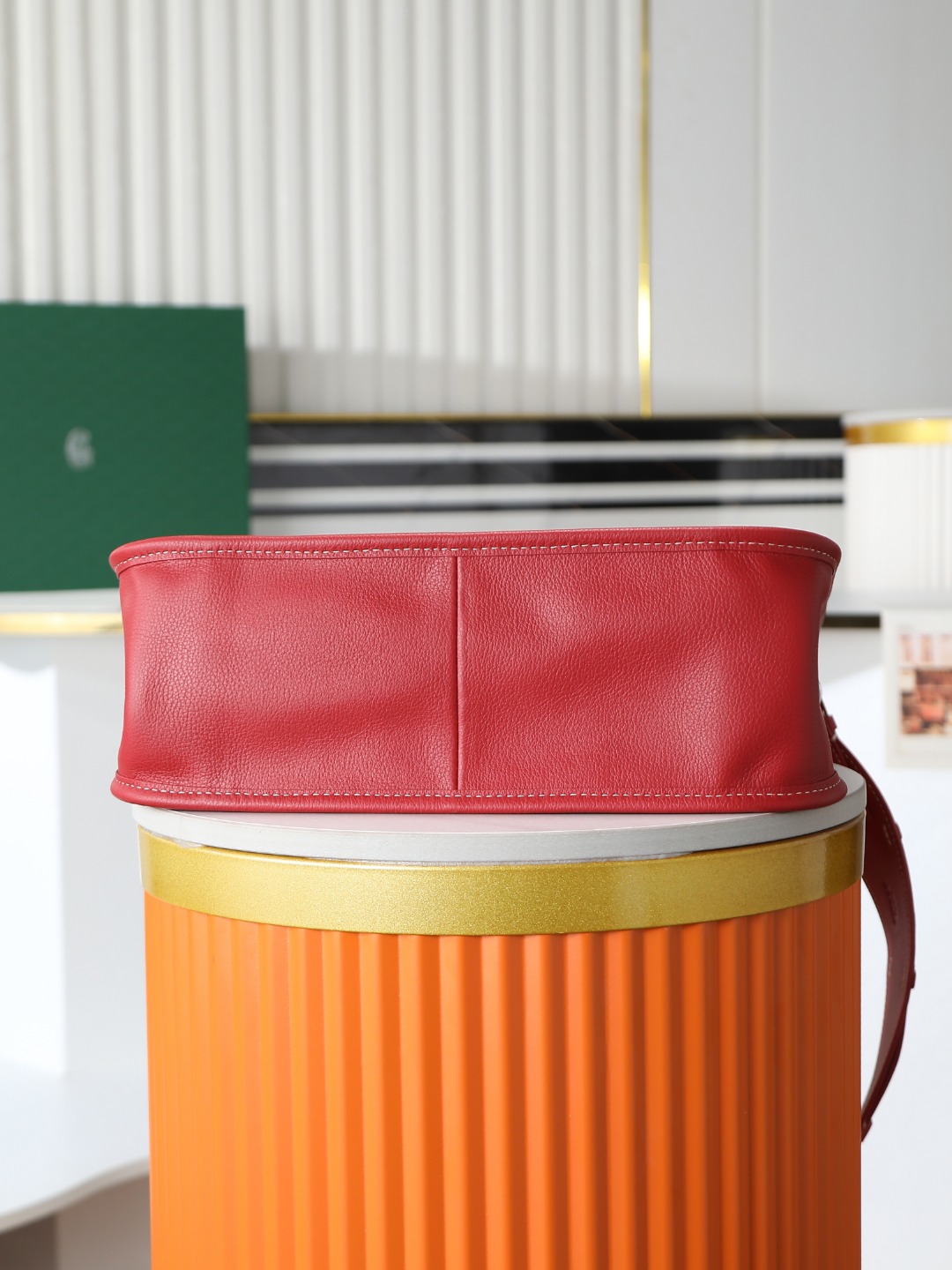 戈雅 斜跨 Goyard MUSETTE – Leather, Beechwood, and Canvas with Calfskin Trim F0-MUSETTPMLTY-01CG01P