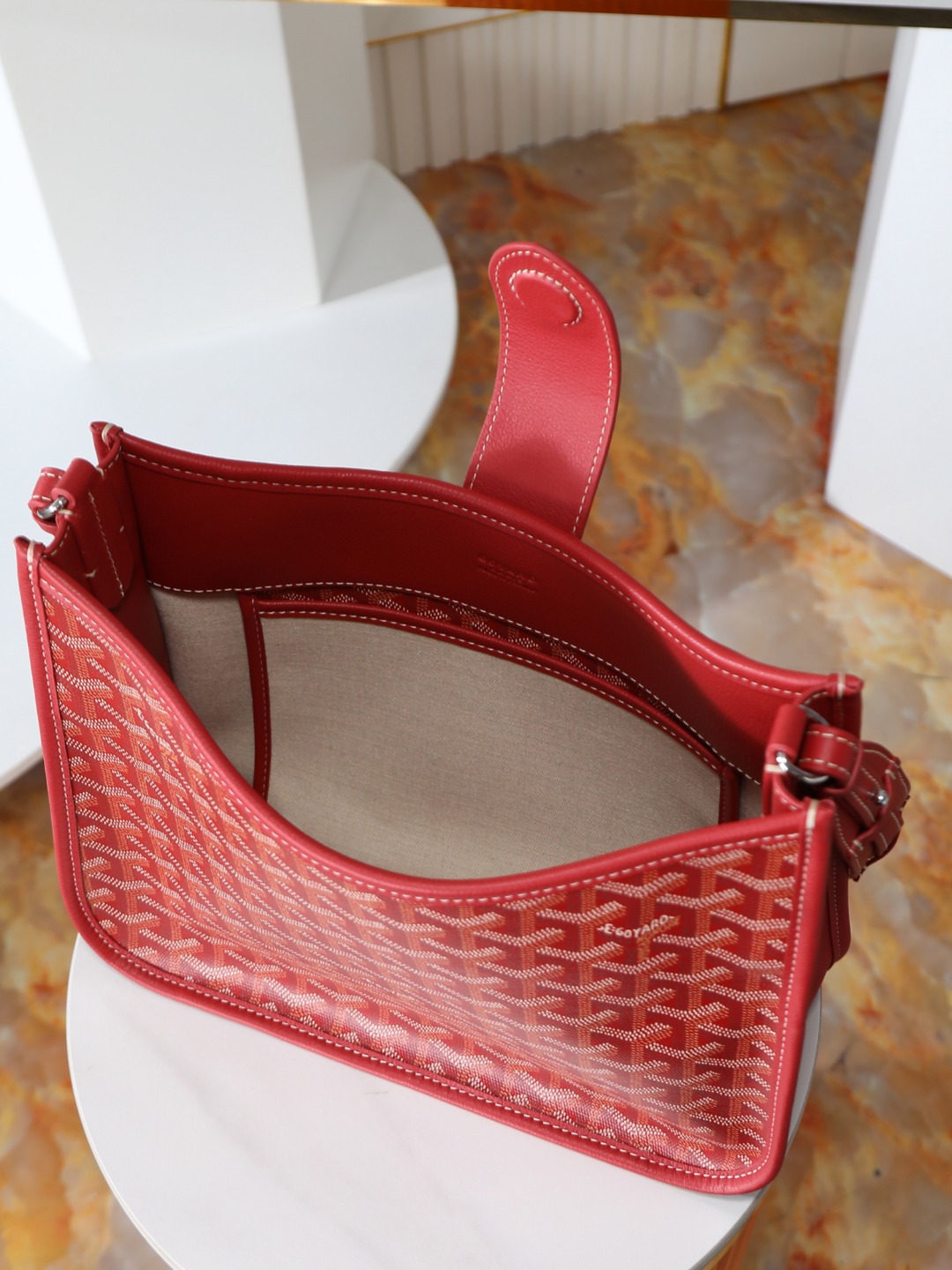 戈雅 斜跨 Goyard MUSETTE – Leather, Beechwood, and Canvas with Calfskin Trim F0-MUSETTPMLTY-01CG01P