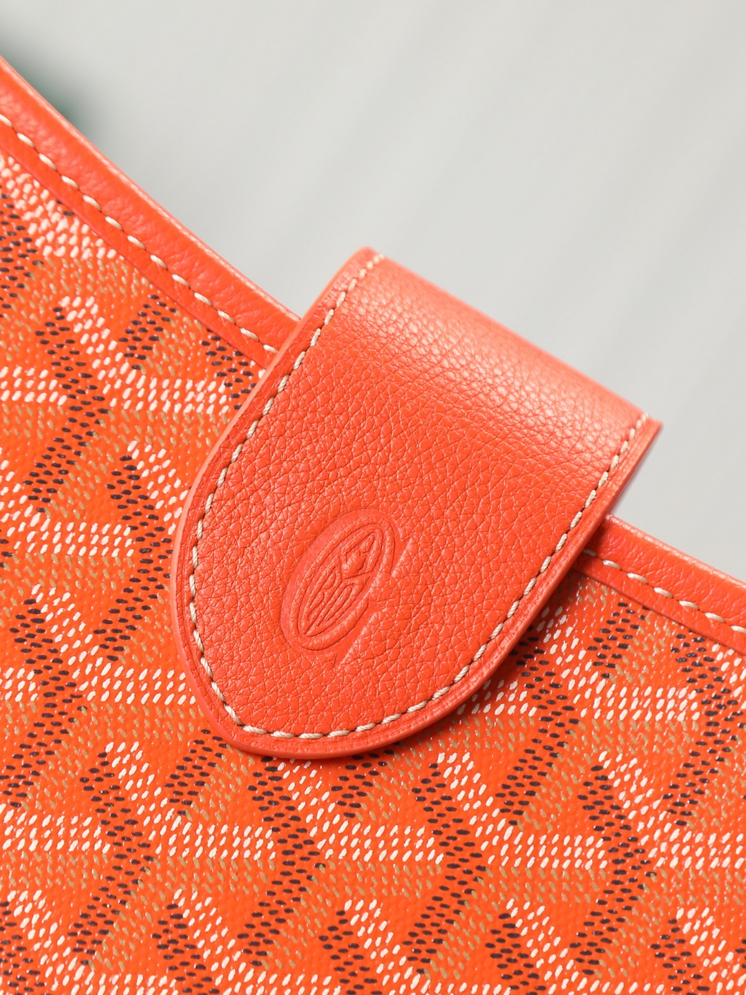 戈雅 斜跨 Goyard MUSETTE – Leather, Beechwood, and Canvas with Calfskin Trim F0-MUSETTPMLTY-01CG01P
