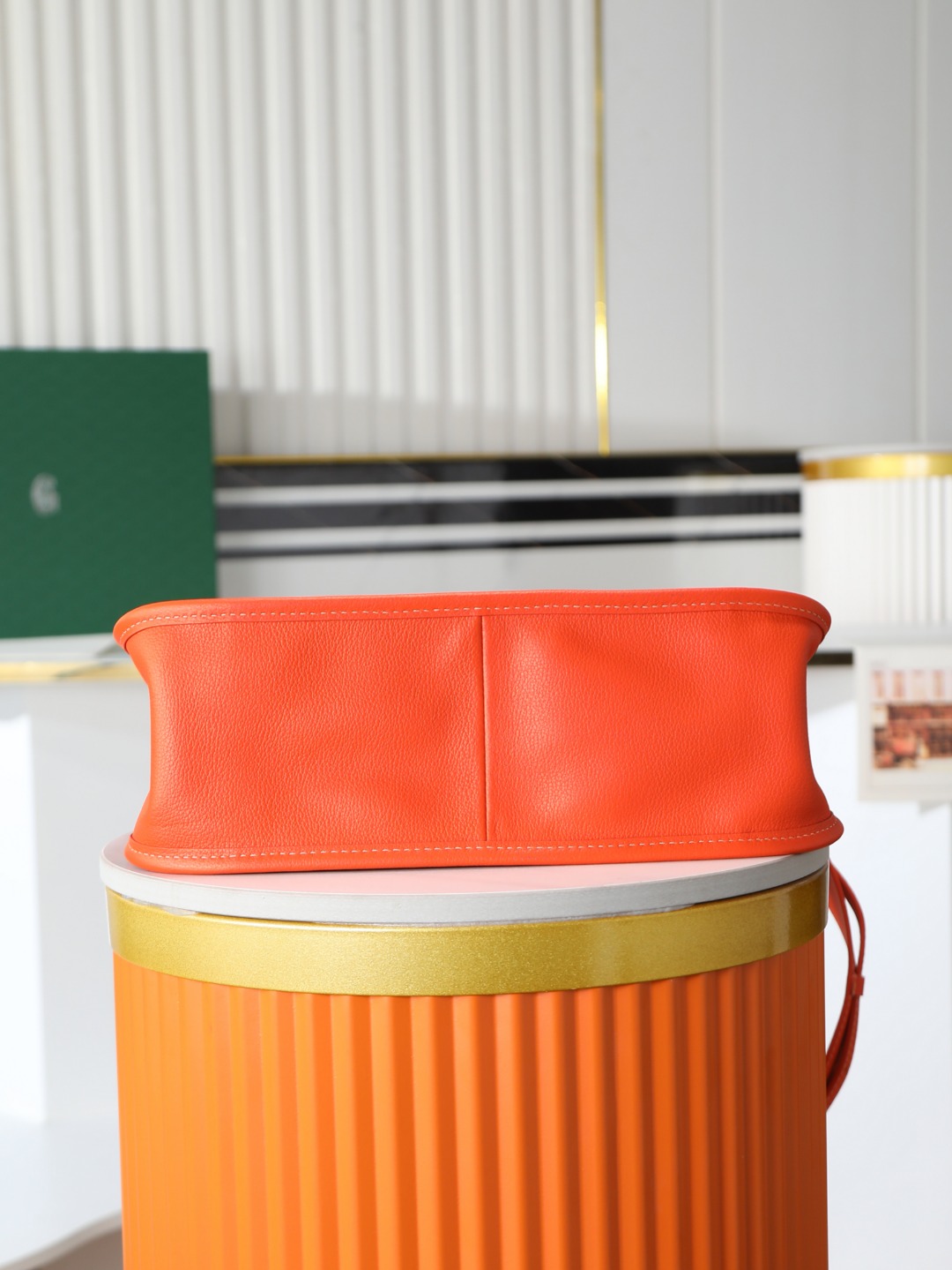戈雅 斜跨 Goyard MUSETTE – Leather, Beechwood, and Canvas with Calfskin Trim F0-MUSETTPMLTY-01CG01P