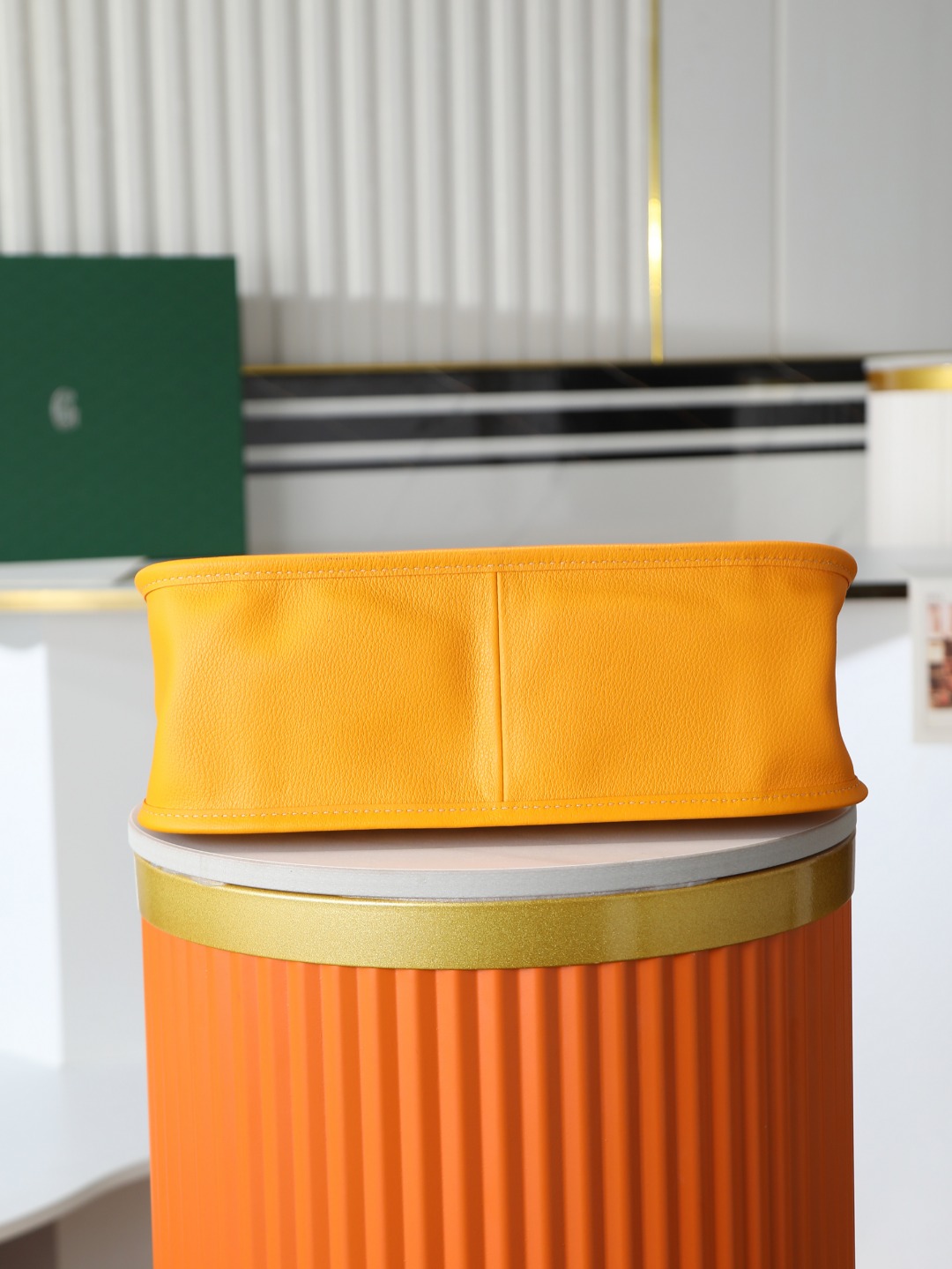 戈雅 斜跨 Goyard MUSETTE – Leather, Beechwood, and Canvas with Calfskin Trim F0-MUSETTPMLTY-01CG01P