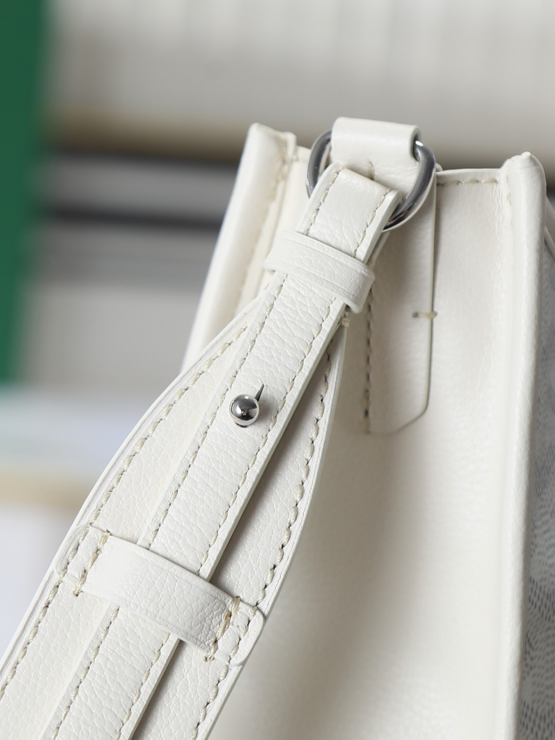 戈雅 斜跨 Goyard MUSETTE – Leather, Beechwood, and Canvas with Calfskin Trim F0-MUSETTPMLTY-01CG01P
