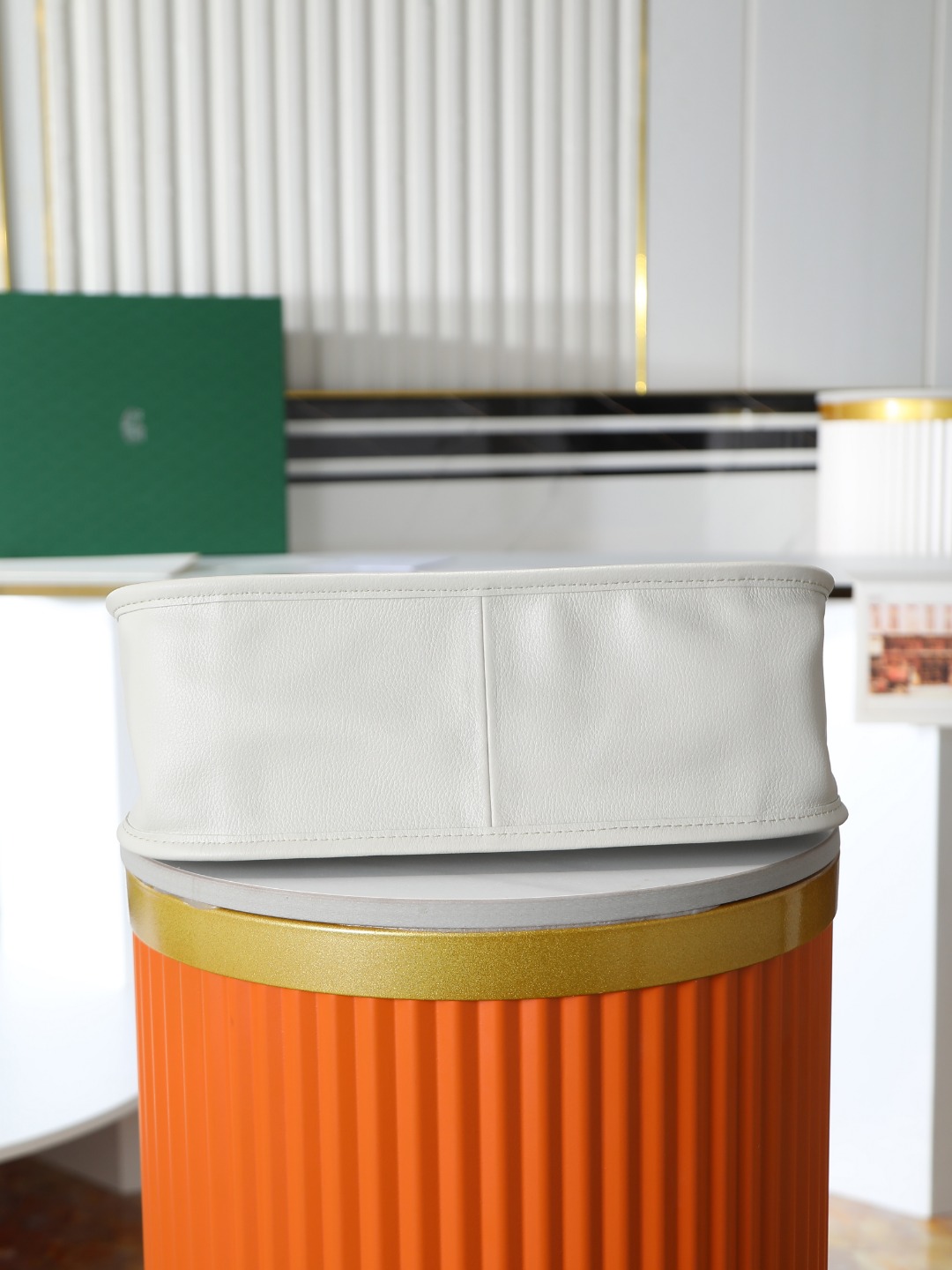 戈雅 斜跨 Goyard MUSETTE – Leather, Beechwood, and Canvas with Calfskin Trim F0-MUSETTPMLTY-01CG01P