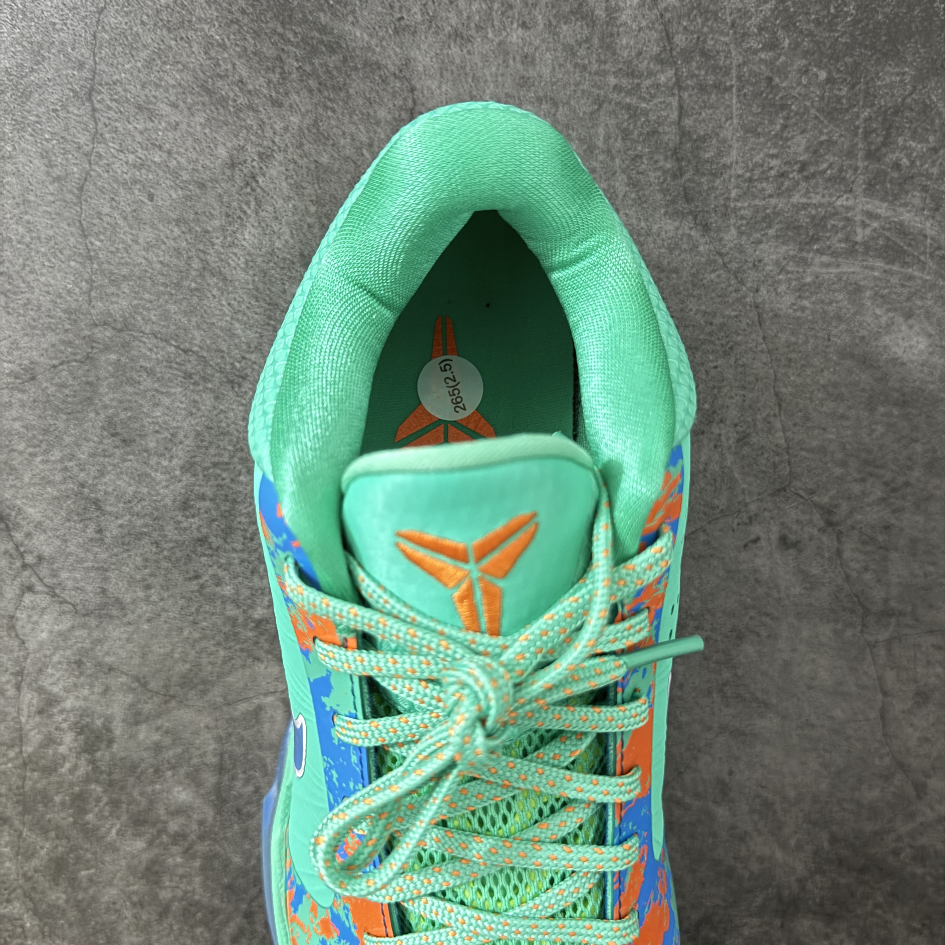 S2  Kobe5  科比 5  前掌气垫 后掌EVA 籃球鞋 球鞋 實戰鞋  真碳板  波鞋 薄荷绿自由女神 IX1200-300 