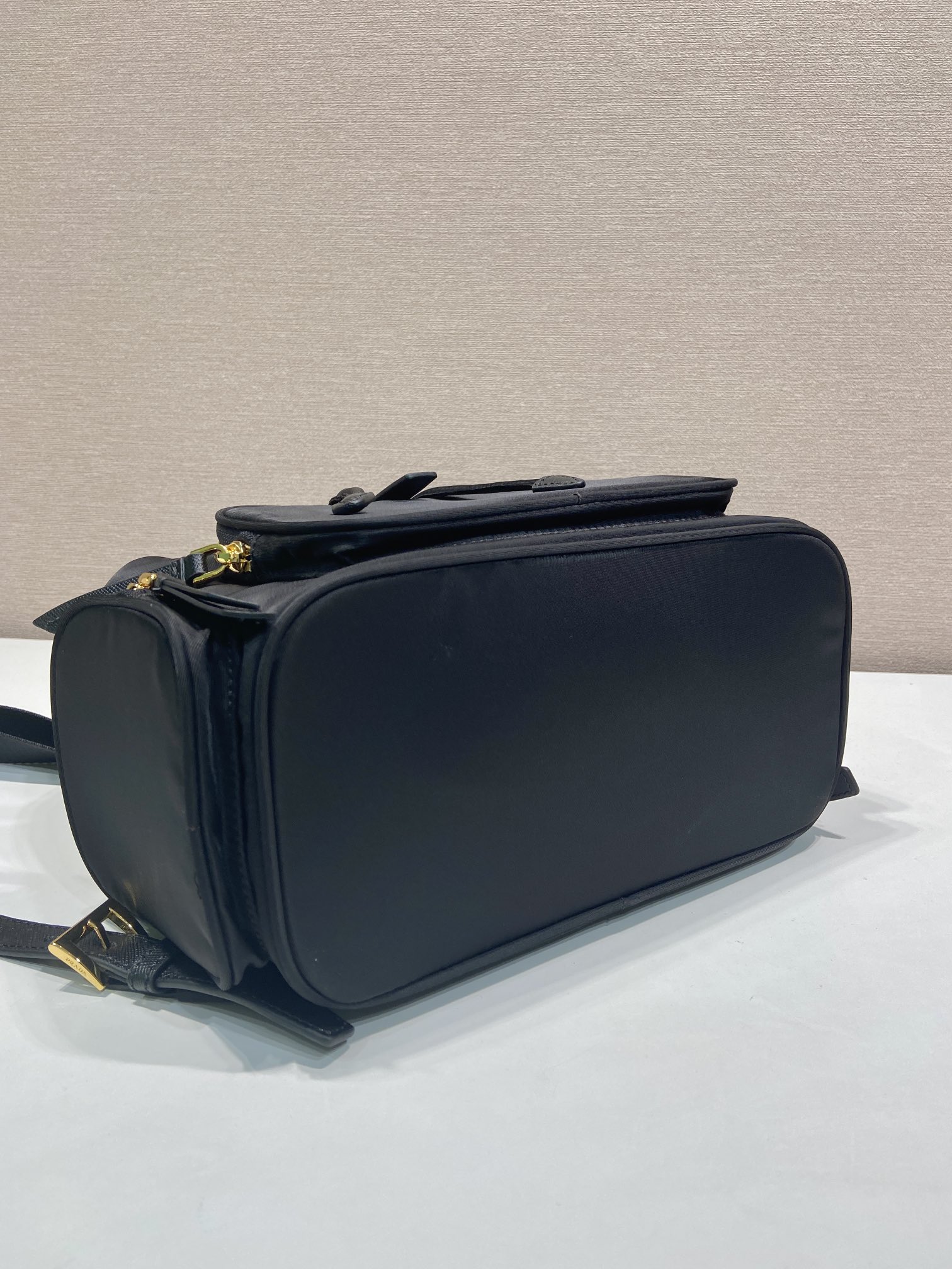 普拉达 PRADA Re-Nylon 双肩包 黑色 尼龙 H0-1BZ081_RV44_F0632