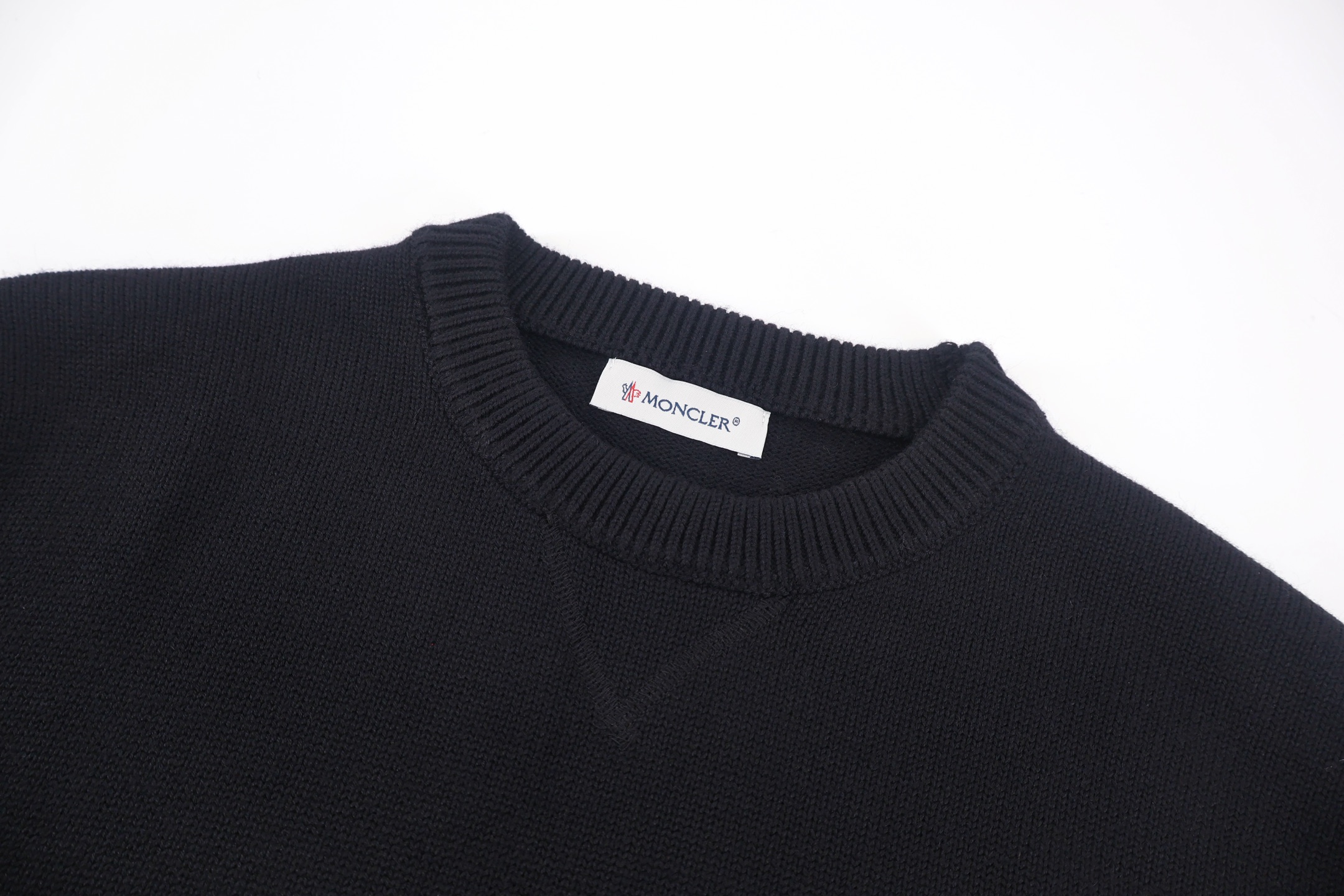 Moncler 蒙口 袖口袋圆领毛衣 针织衫 秋冬 外套 蓝色 黑色 白色 B0