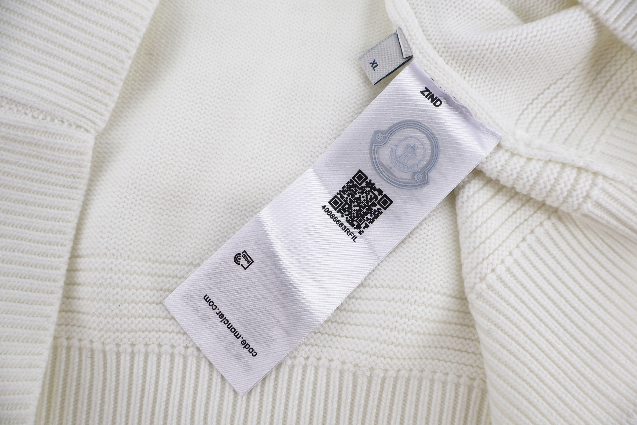 Moncler 蒙口 袖口袋圆领毛衣 针织衫 秋冬 外套 蓝色 黑色 白色 B0
