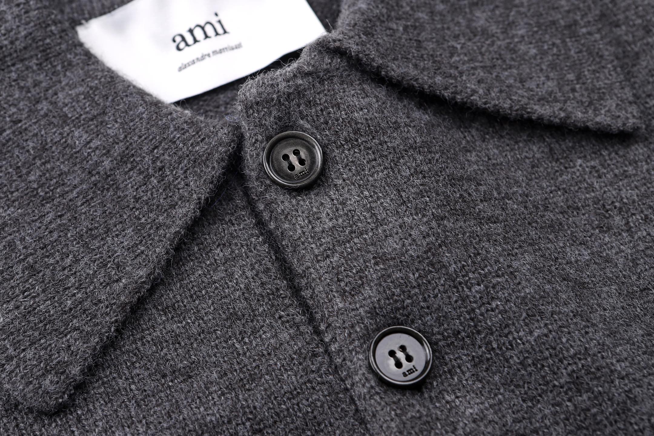 AMIPARIS 羊毛爱心logo标识Polo领针织毛衣 针织衫 外套 长袖 杏色 灰色 B0