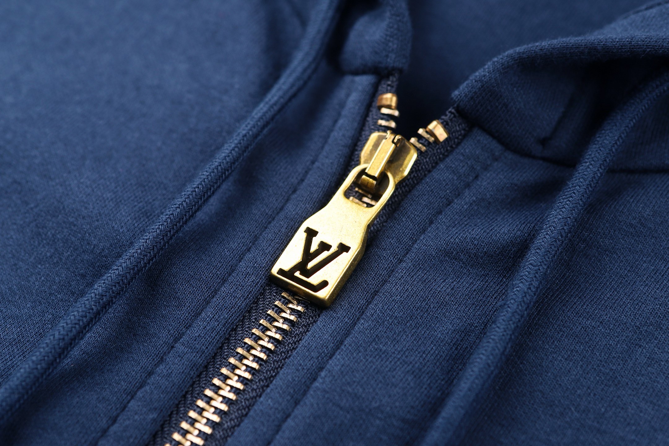 LOUIS VUITTON 路易威登 字母皮牌标识拉链连帽卫衣 帽衫 外套 长袖 藏青色 B0