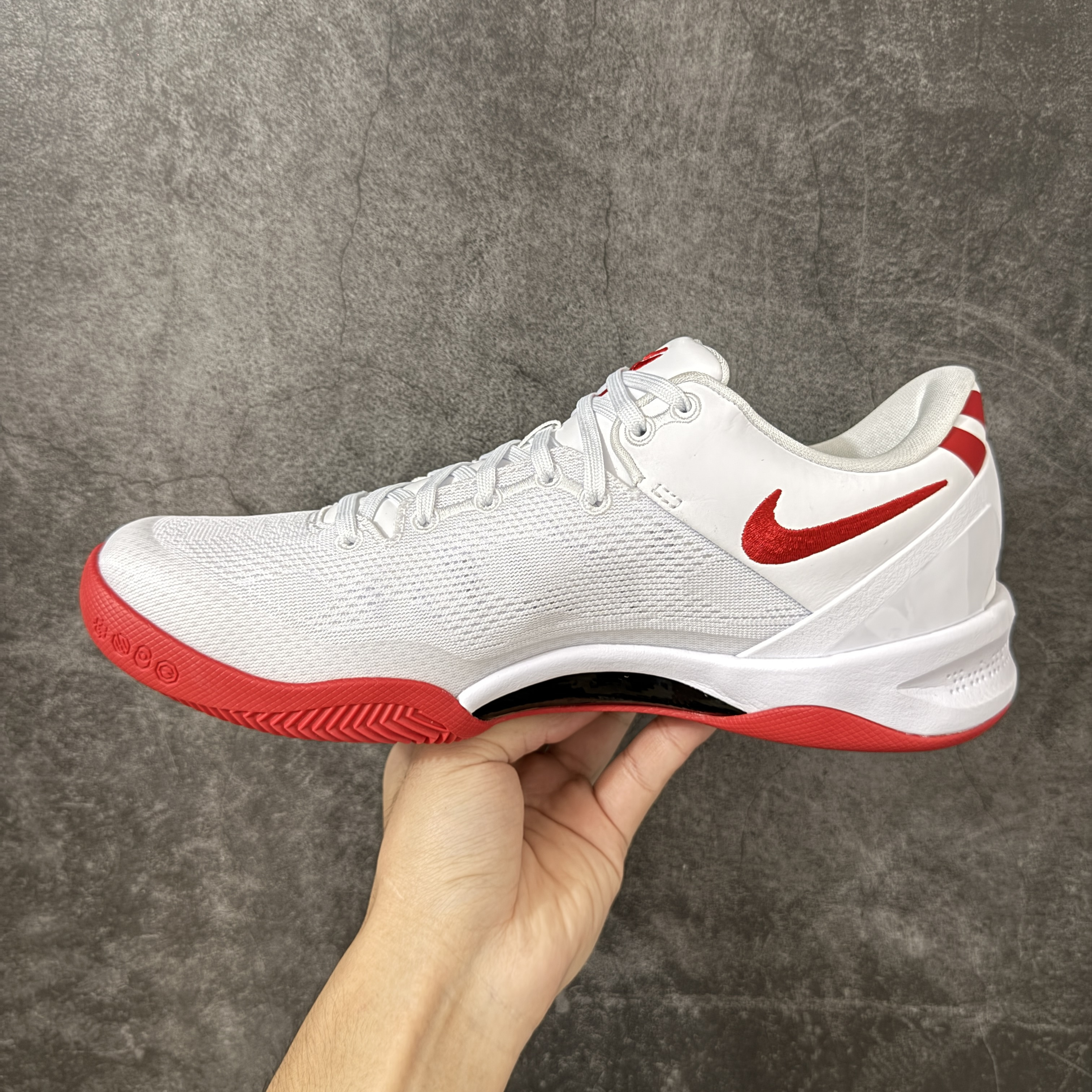 GX  Kobe8 P 科比8 低筒  全掌LUNARLON 鞋墊 籃球鞋 實戰鞋 球鞋 男鞋 波鞋  白红HM6469-101